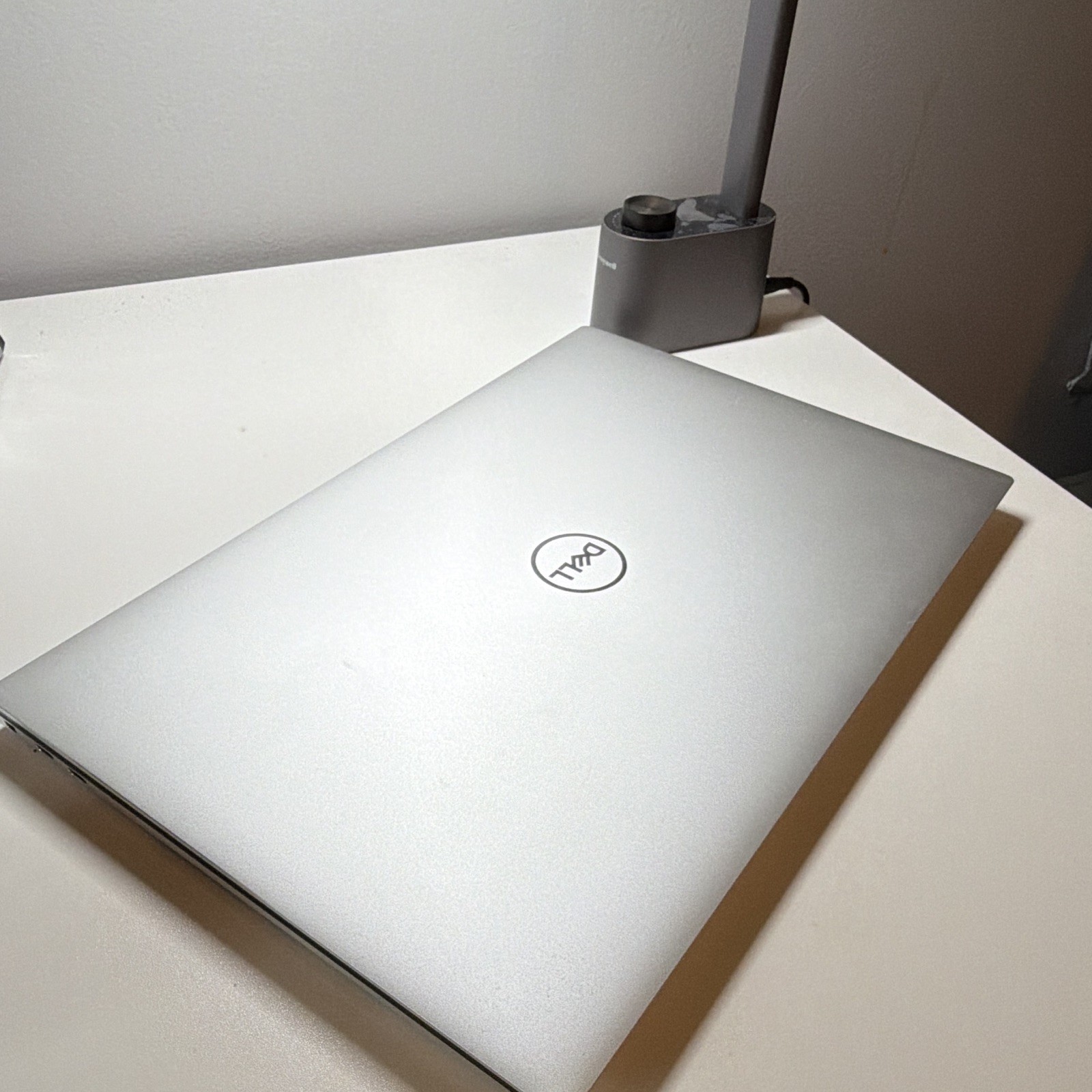 Dell XPS 15 9530 i7 13th Gen 16GB 477GB SSD 15in Silver Excellent Condition