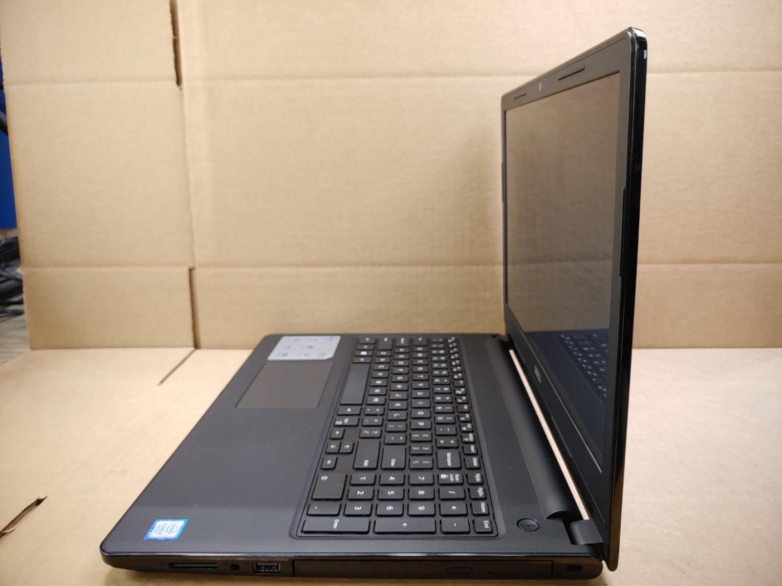 Dell Inspiron 15 3567 15.6″ Intel i3-7100U✔8GB✔1TB HDD✔ **NO OS/ NO AC** *READ*