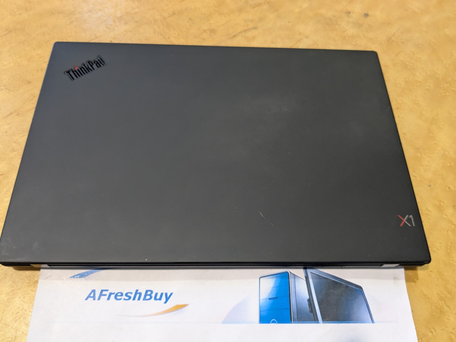 Lenovo ThinkPad X1 Carbon 6th Gen 14″ i7-8550U 1.8GHz 8GB Ram 256GB SSD No OS/AC