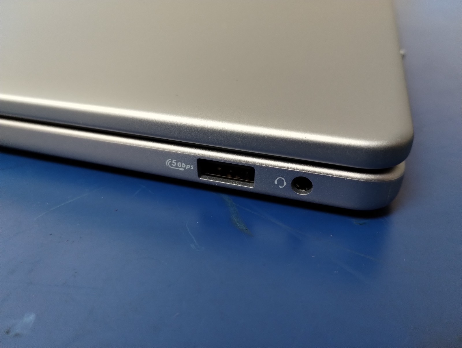 DELL 16 DB16250 VPVXG, Intel Core Ultra 9 288V, 3.30 GHz, 32 GB RAM, 1 TB NVMe