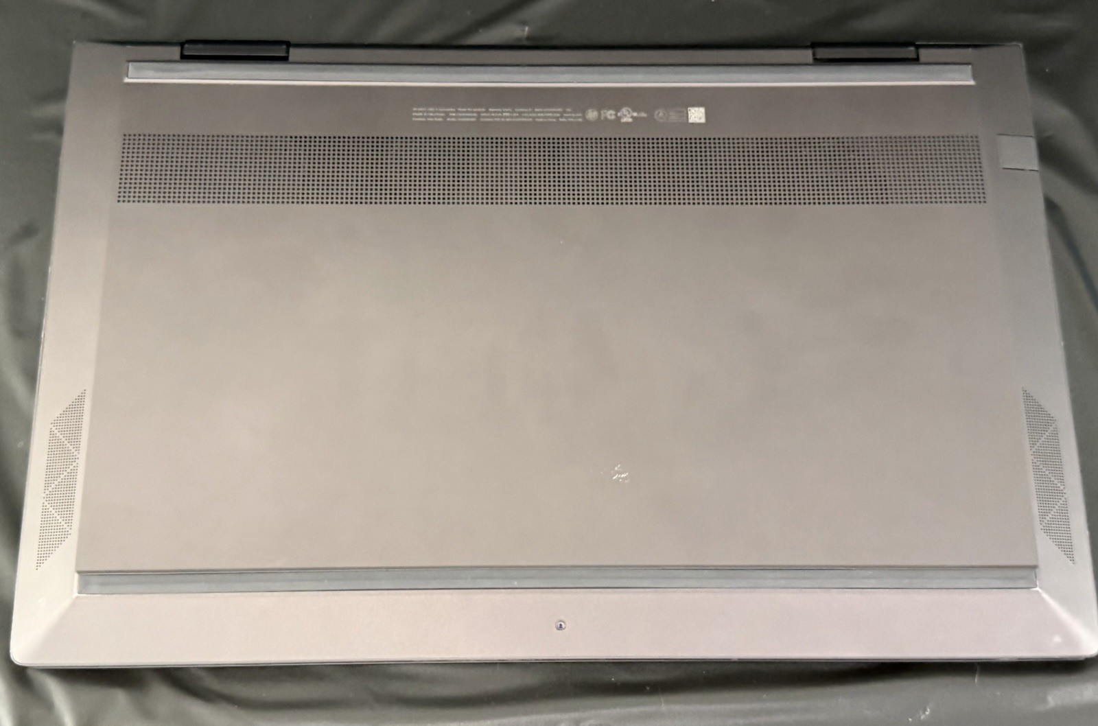 HP Envy x360m, Ryzen 7 4700U, 8GB Ram, 512gb SSD, Win 11 Pro, 15m-ee0023dx