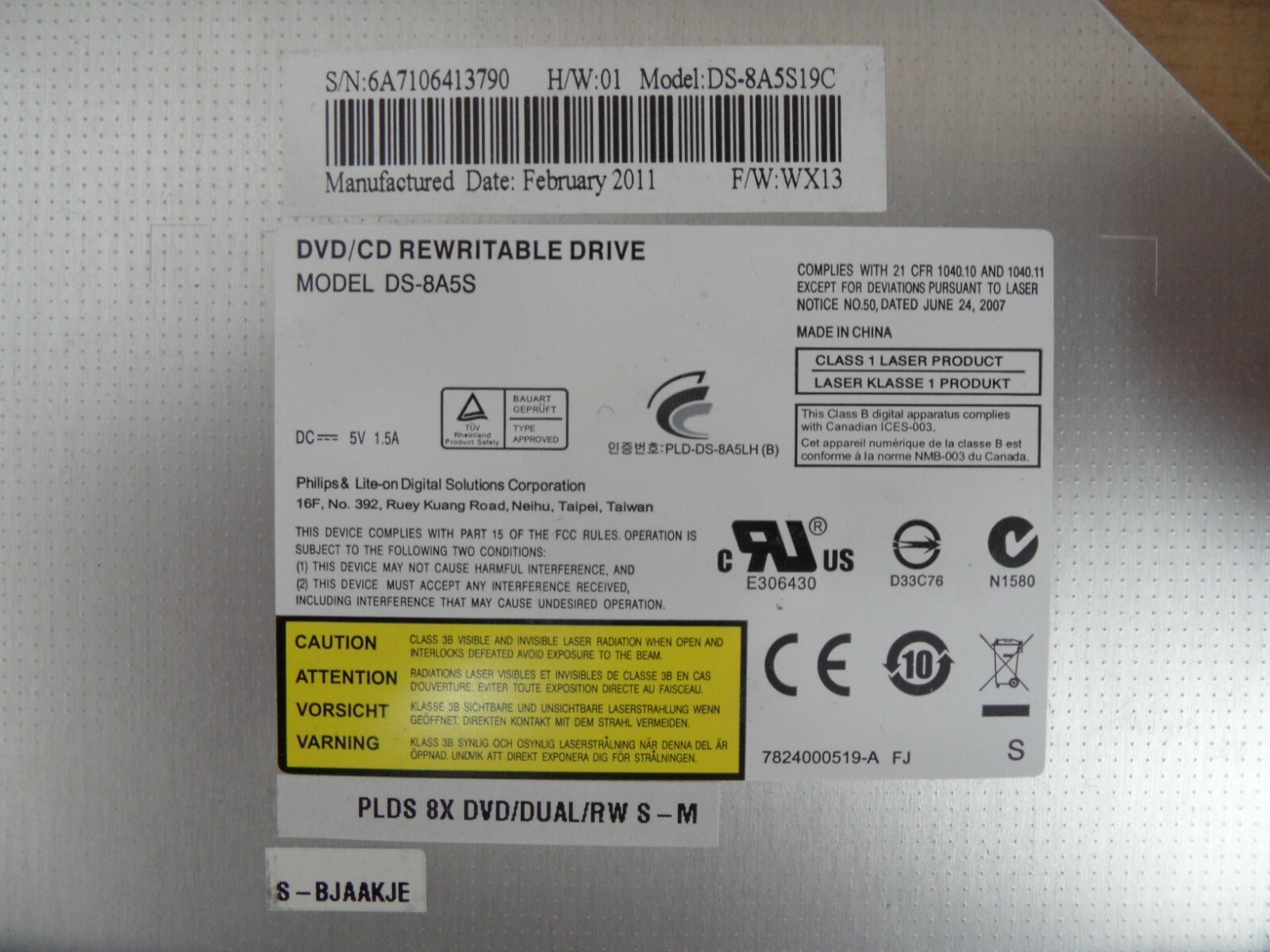 System 76 P151HM1 Parts Laptop Did Not Power On – See Pictures