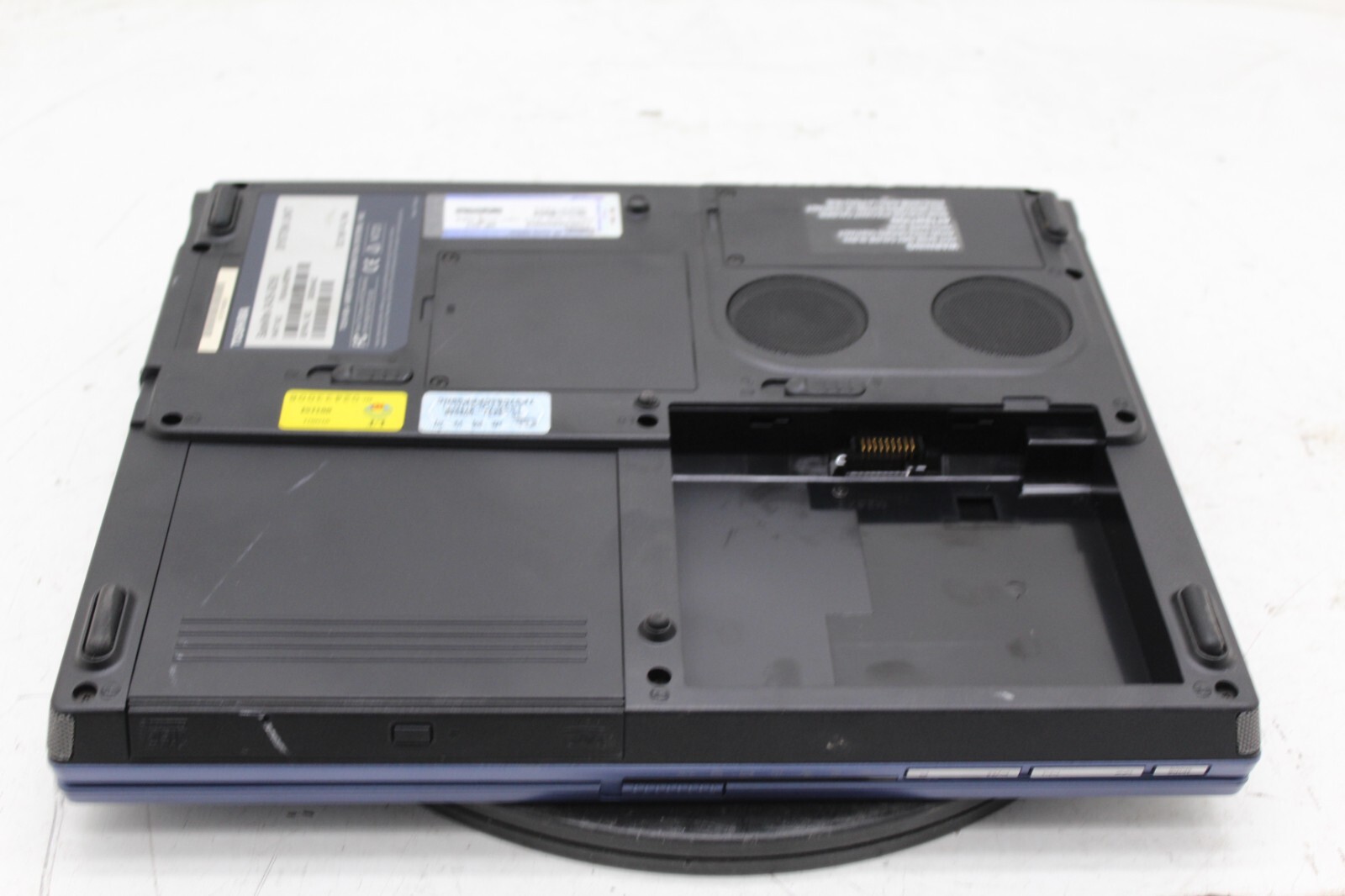 Toshiba Satellite 2435-S255 Laptop Intel Pentium 4 512MB Ram No HDD or Battery