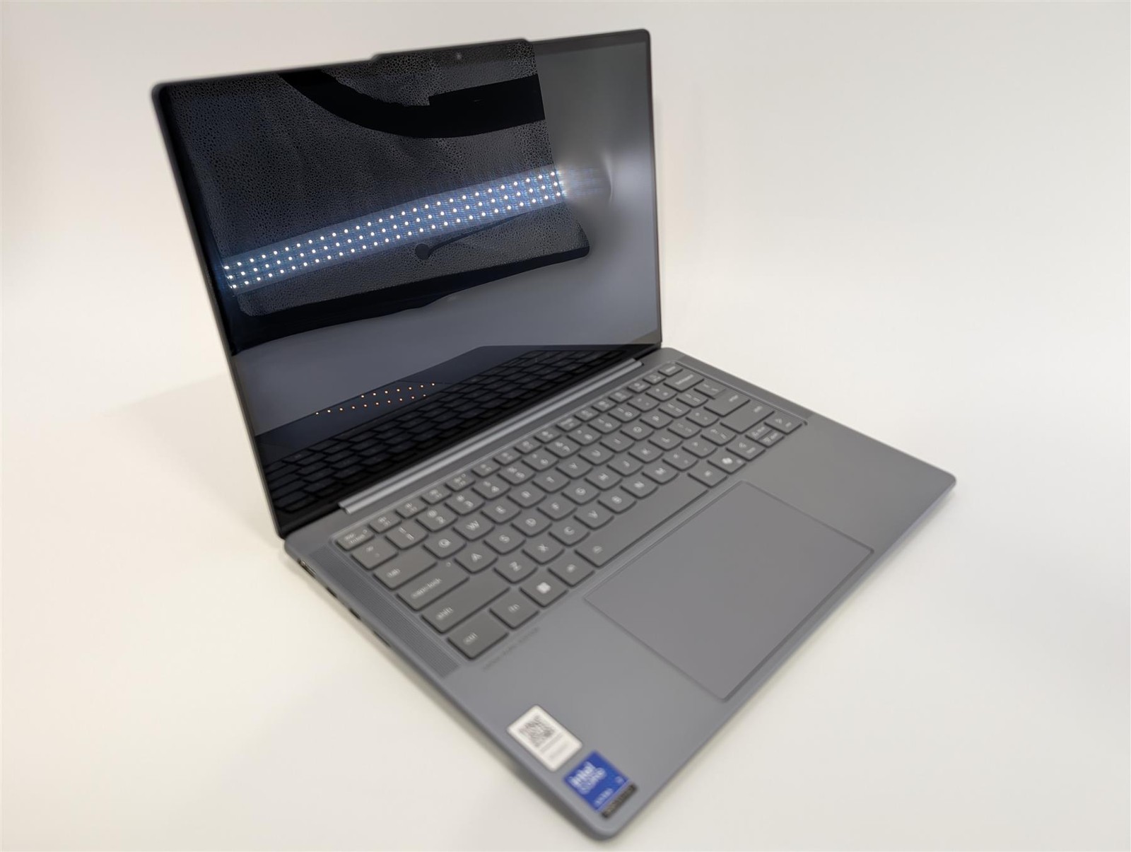 Lenovo Slim 7 14″ Core Ultra 7 258V 32GB 1TB SSD Arc Luna Grey Used-Very Good