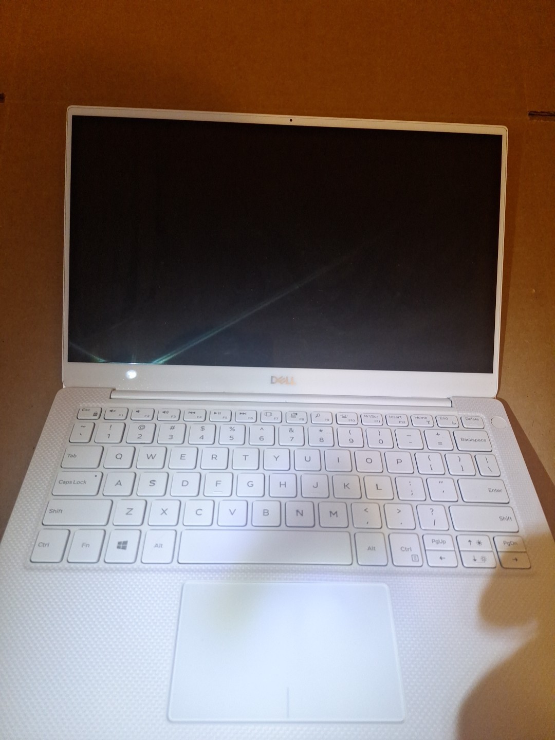 Dell XPS 13 7390 13.3” FHD i7-10710U @ 1.10GHz 16GB RAM 256GB ROSE GOLD TOUCH