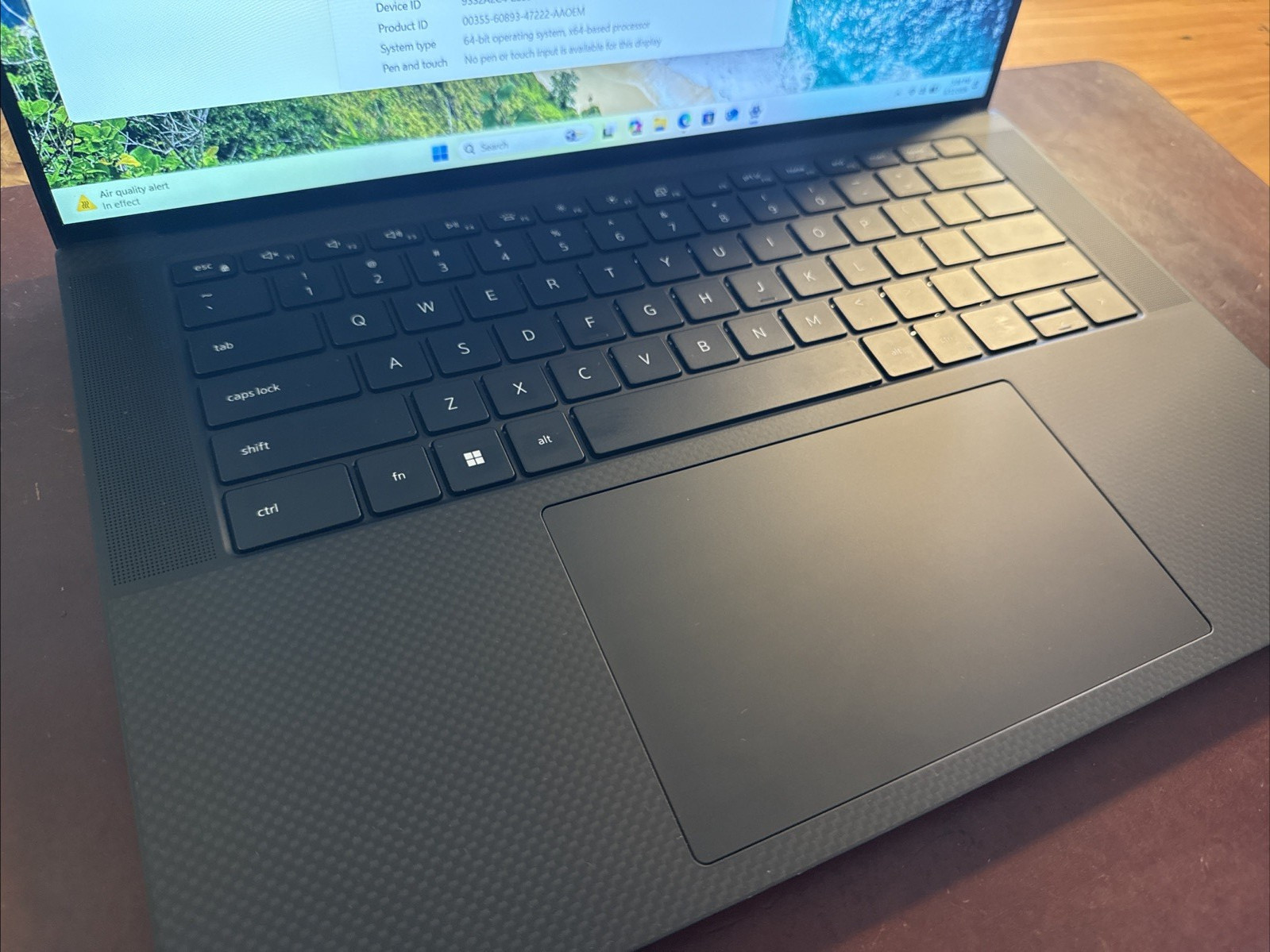 Dell XPS 15 9520 15.6in FHD+ i9-12900HK – 32GB RAM 51GB SSD Nvidia RTX 3050 Ti