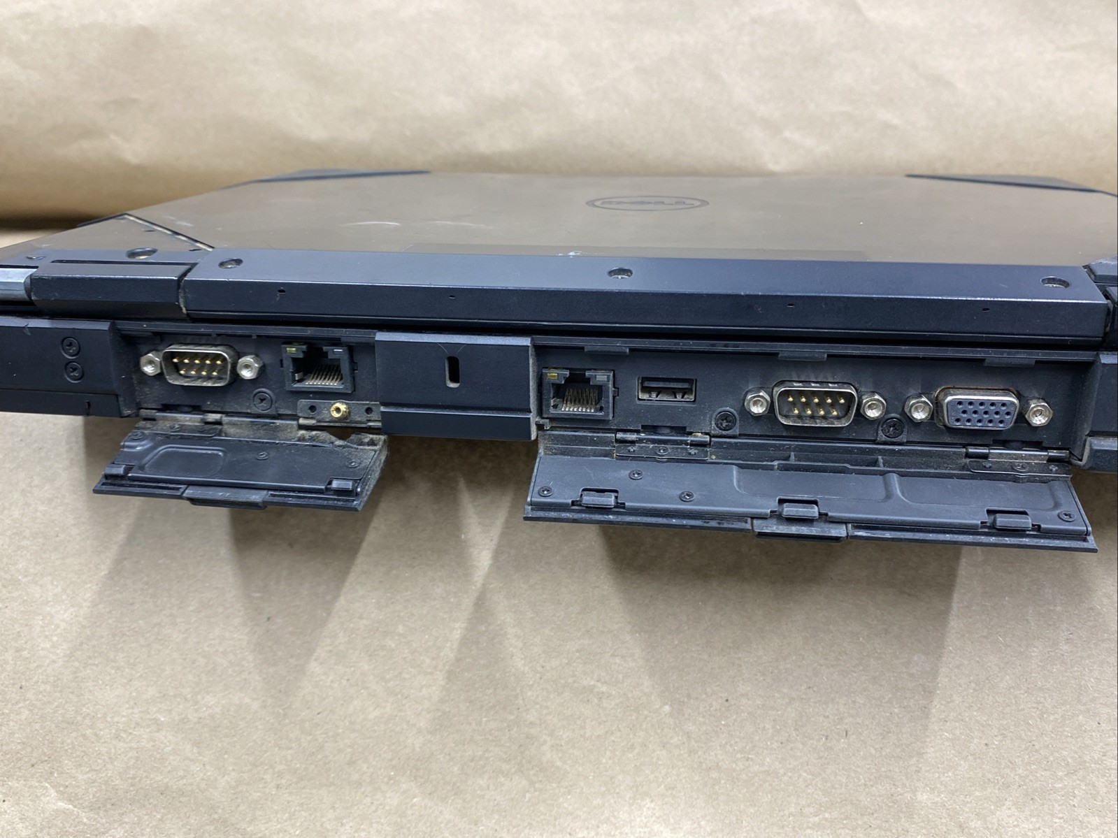 Dell Latitude 5414 – 14″ 1920×1080 – i5-6300U – 8GB – 256GB SSD – Win 10 Pro