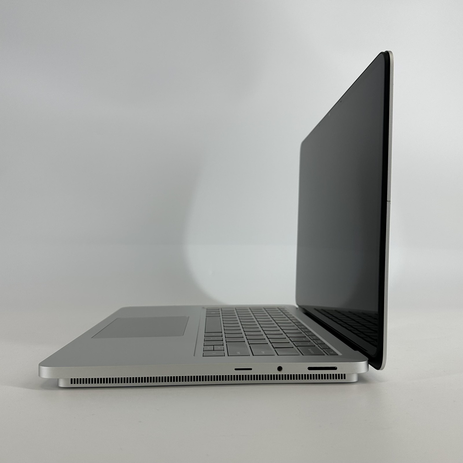 Microsoft Surface Laptop Studio 2 14.4 2K TOUCH i7-13700H 16GB 512GB RTX 4050