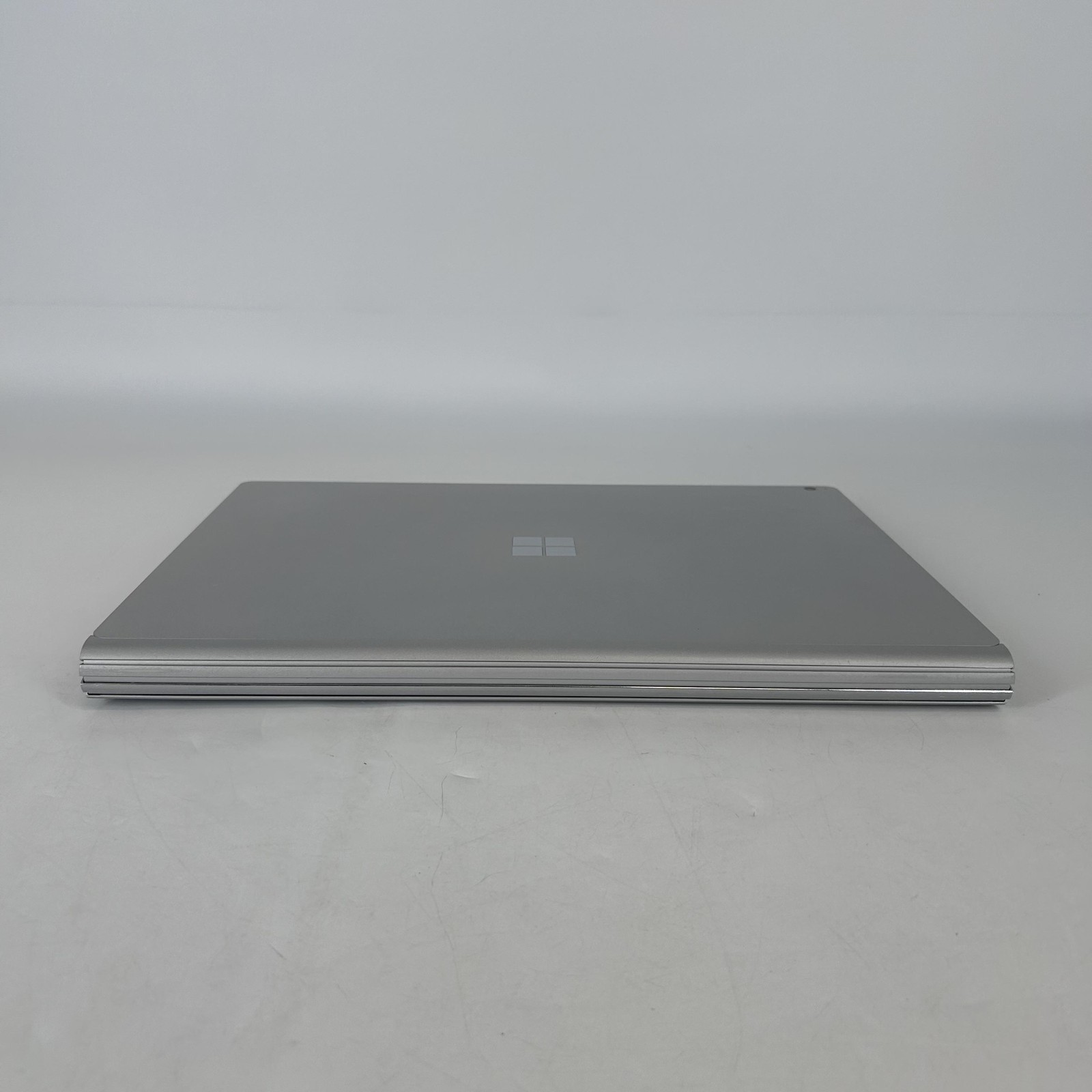 Microsoft Surface Book 2 15 TOUCH i7-8650U 1.90GHz 16GB 256GB SSD GTX 1060 Good