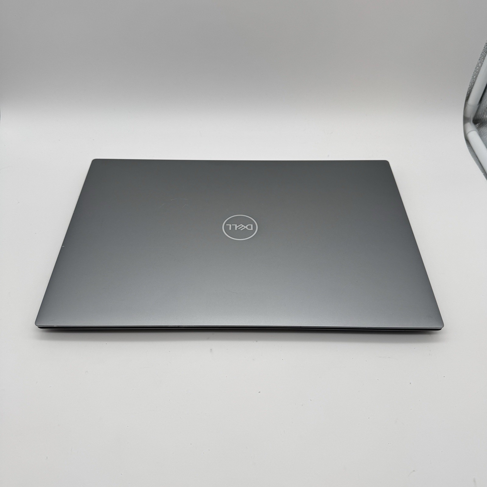 Dell Precision 5560 15.6″ FHD+ | i7-11800H 2.30GHz | Quadro T1200 | No RAM/SSD