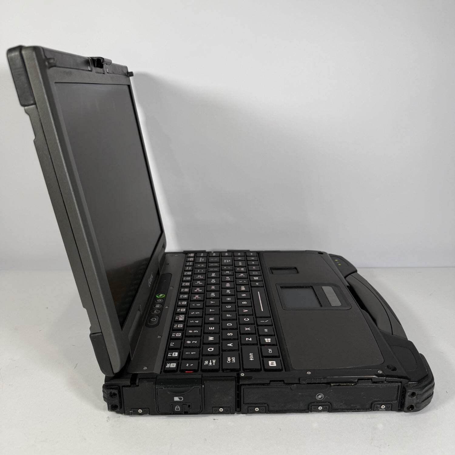 Getac B300 G6 Rugged Laptop i7-6500U 2.6GHz 8GB DDR4 NO SSD N0 CADDY