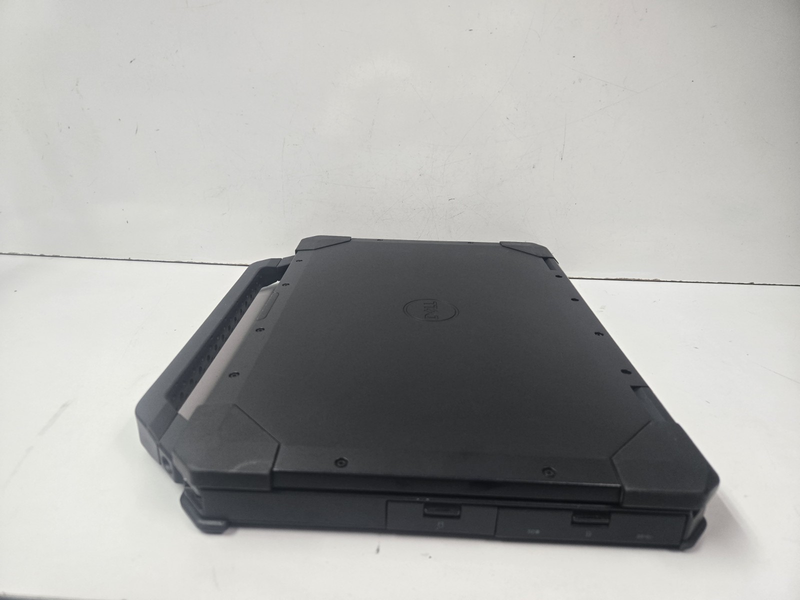 Dell Latitude 5420 Rugged Laptop Intel Core i7-8650U Gen 32GB Ram No toughscreen