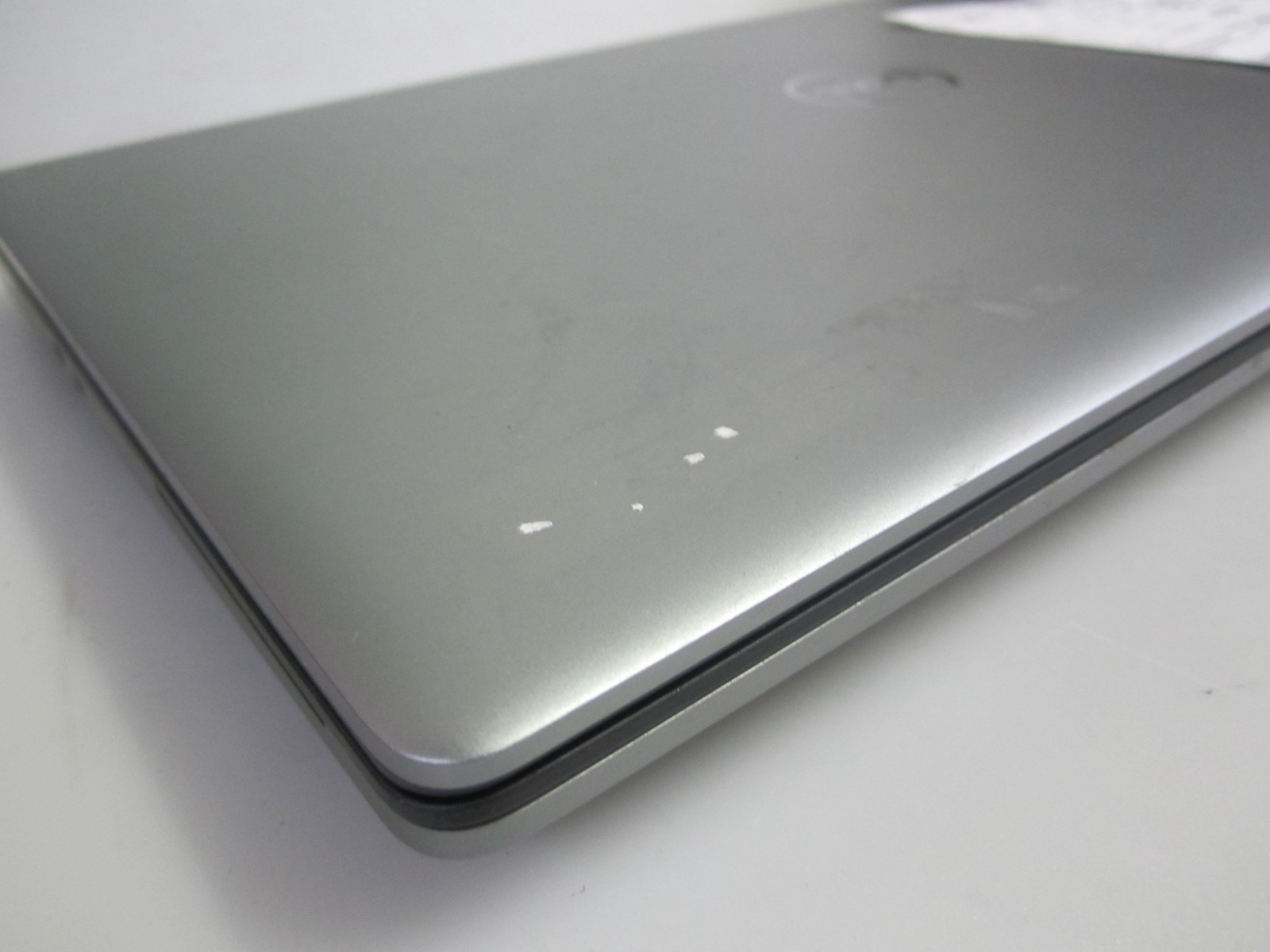 Dell Precision 7550 i5-10400H 2.60GHz 32GB NO HDD/AC/OS Laptop BIOS