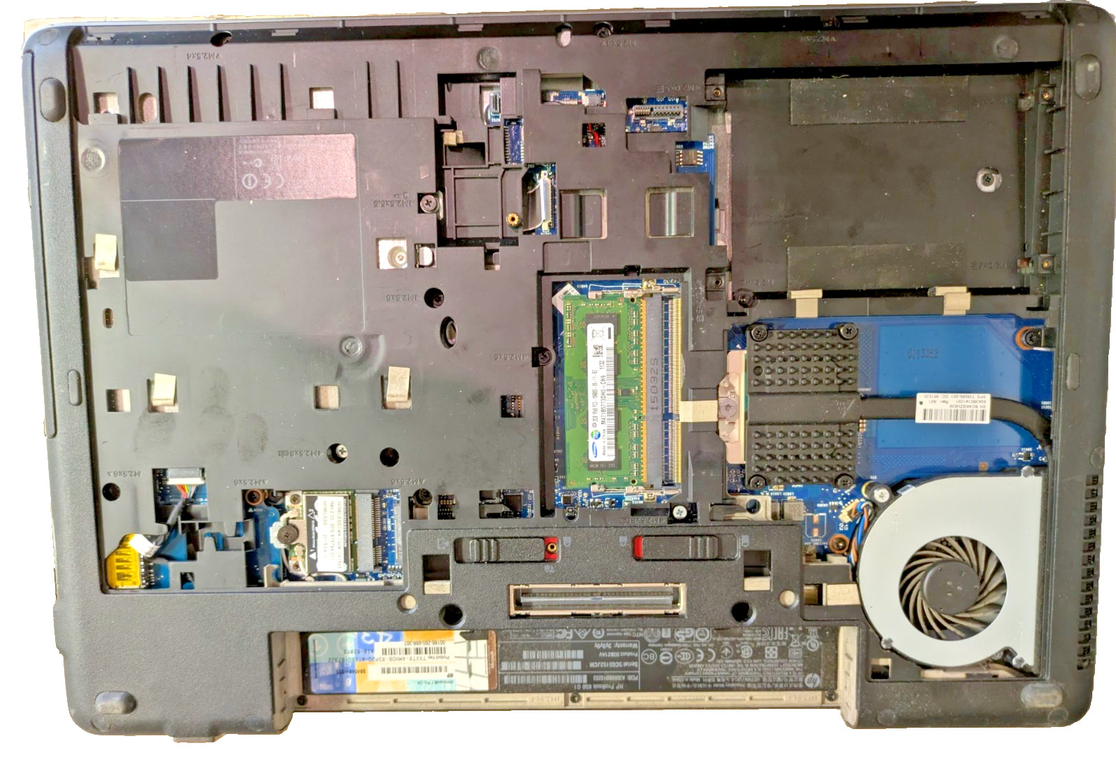 HP ProBook 650 G1 15.6″ Laptop | Intel i5-4300M | 2GB RAM | No SATA Cable