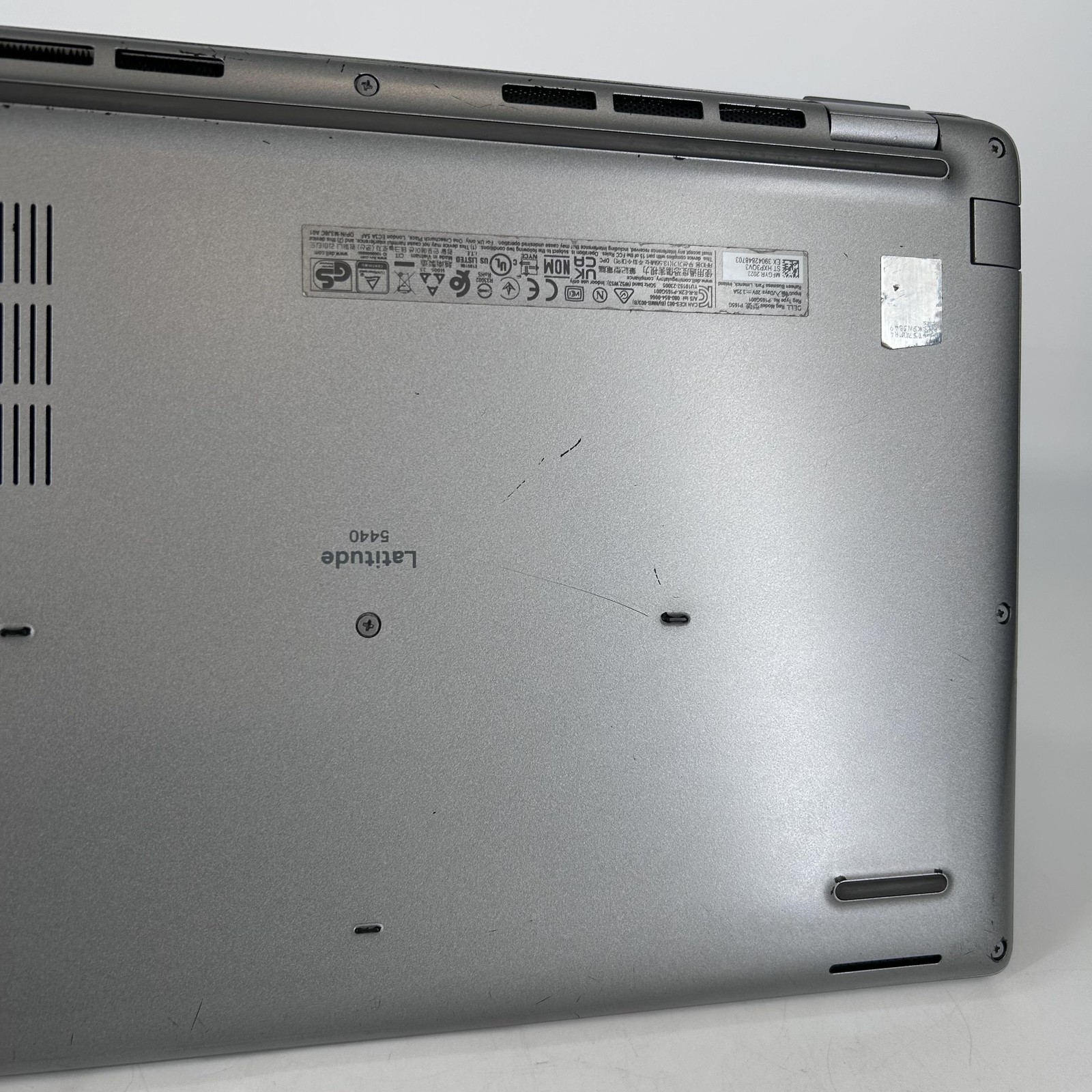 Dell Latitude 5440 14 Gray FHD 1.8 GHz i7-1365U 16GB 512GB SSD Good