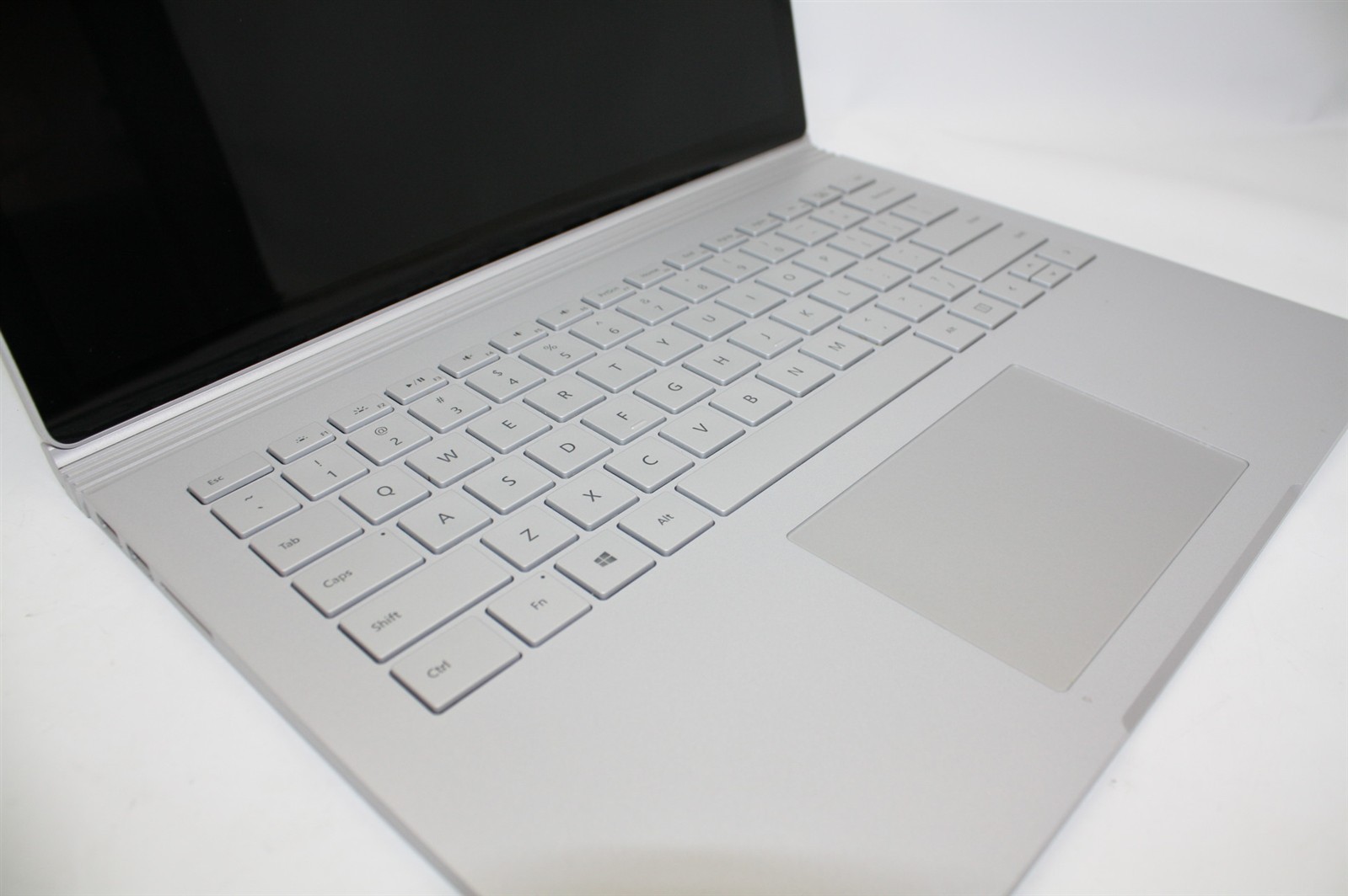 13.5″Microsoft Surface Book i5-6300U 2.40GHz RAM 8GB NVMe 256GB Win 11 Pro