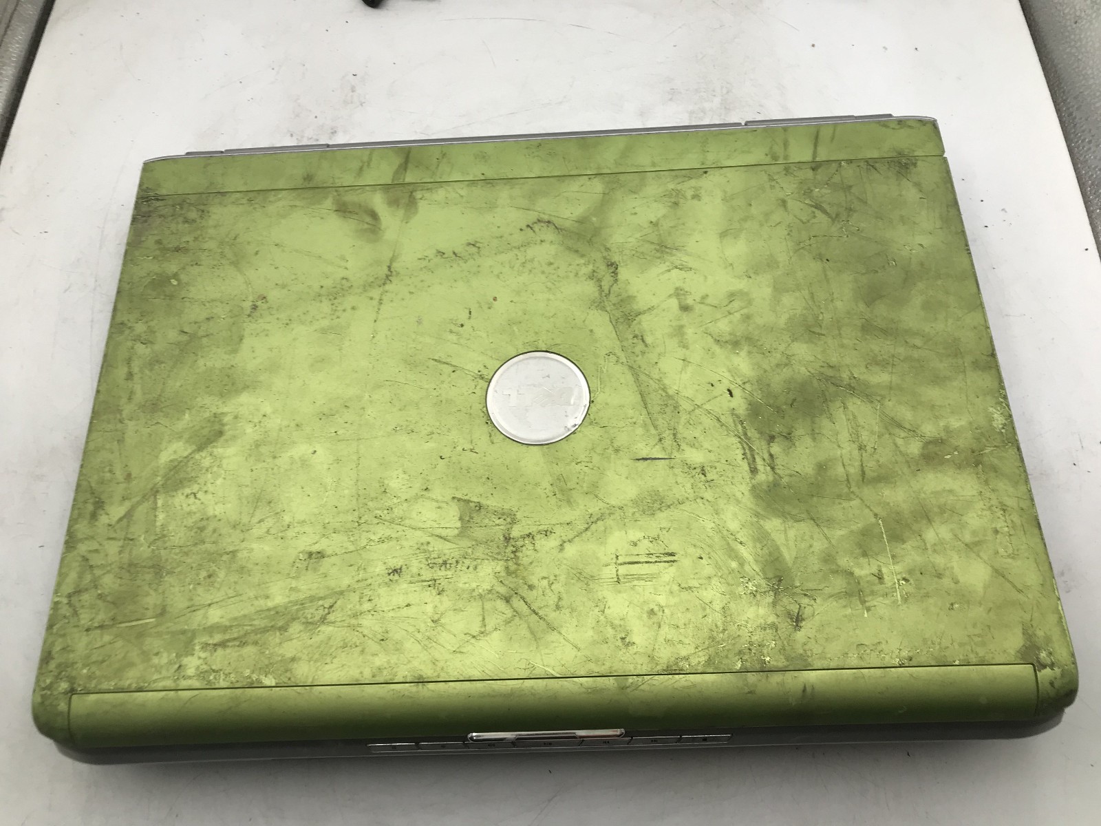 DELL INSPIRON 1720 – FOR PARTS/REPAIR – INTEL CORE 2 DUO – 1GB RAM -READ DESC-BB