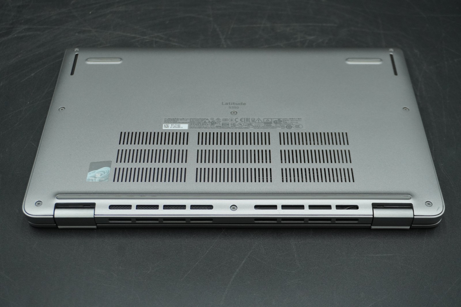 Dell Latitude 5350 13.3″ Ultra 7 165U 16GB RAM 256GB SSD NO OS *Tested*