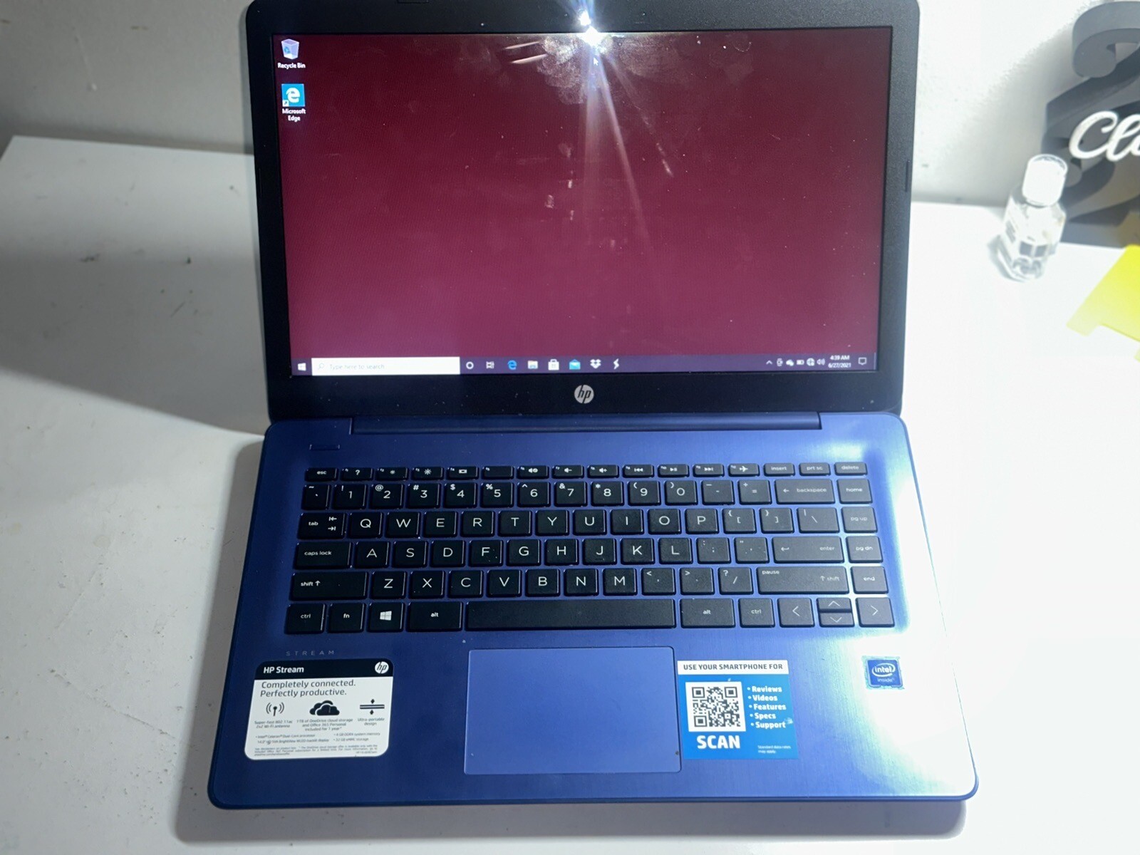 HP Stream 14-cb161wm 14 inch (32GB, Intel Celeron, 1.10GHz, 4GB) Notebook/Laptop