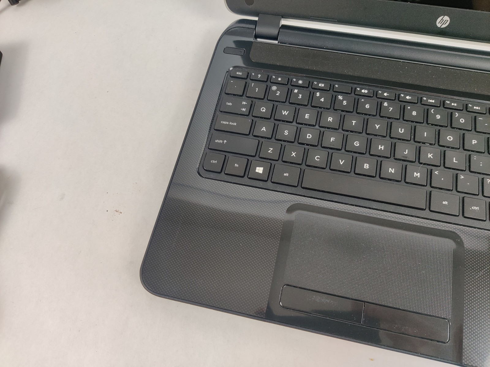 HP 15-1271WM Laptop w/ Intel Pentium N3540 2.16 GHZ + 4 GB 500GB *BAD BATTERY*