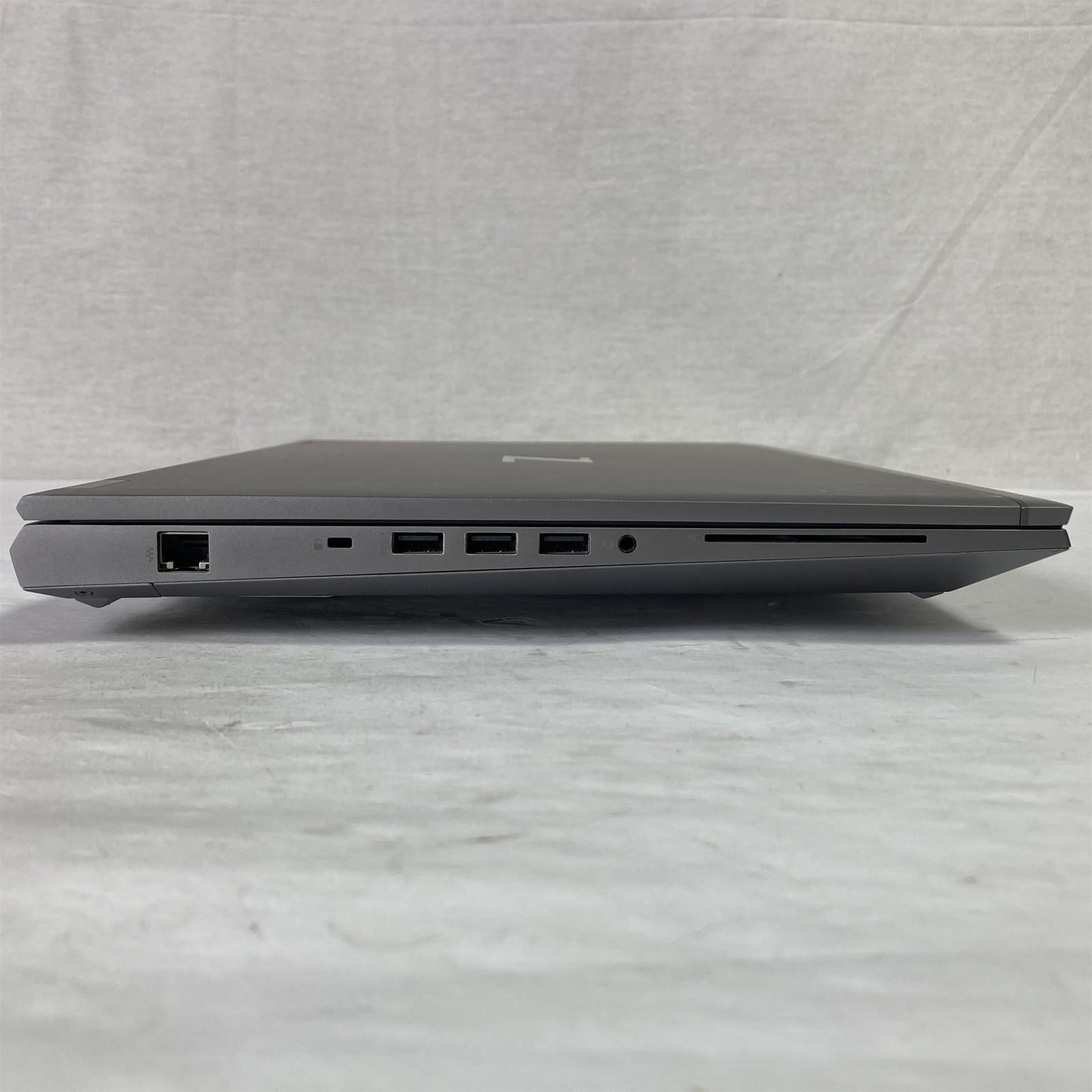 HP ZBook Fury 17 G7 17.3″ i7-10850H 2.7GHz 32GB 512GB NVMe SSD RTX 4000 – Win 11