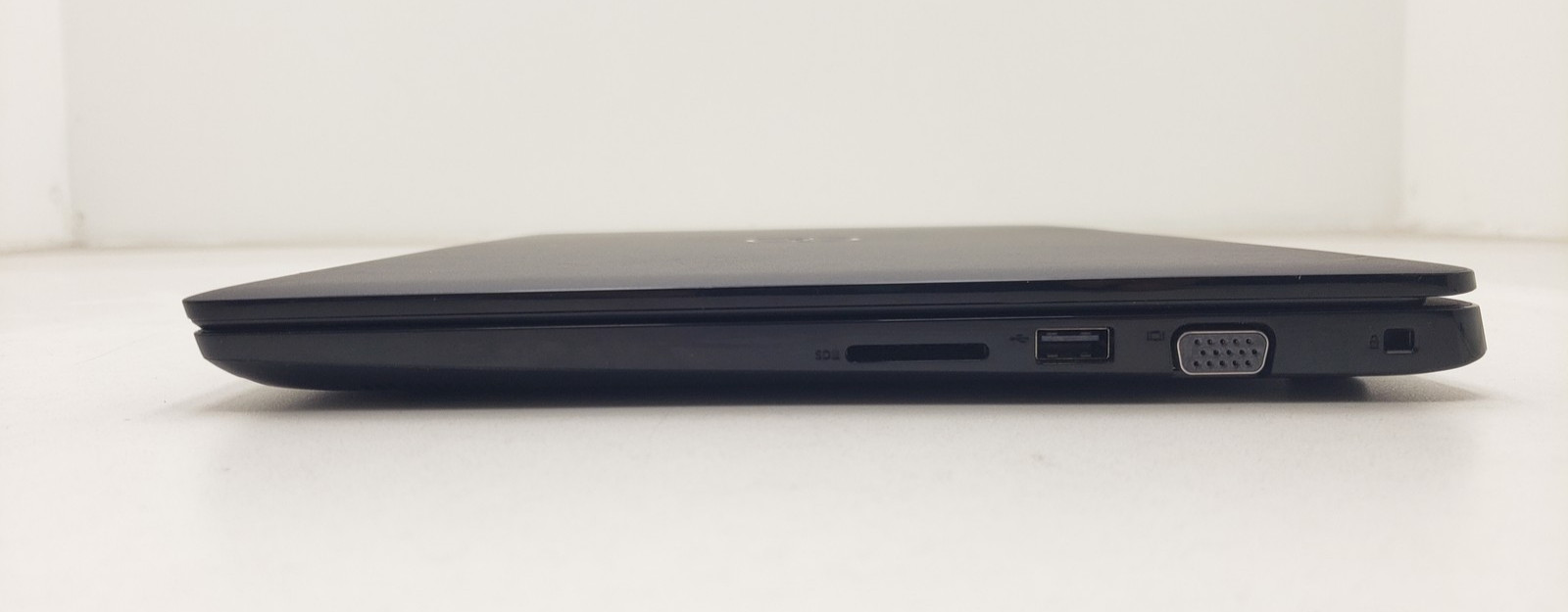 Dell Latitude 3400 Laptop Intel Core i5-8265U 16GB RAM 256GB SSD 14″ Win 11 Pro.