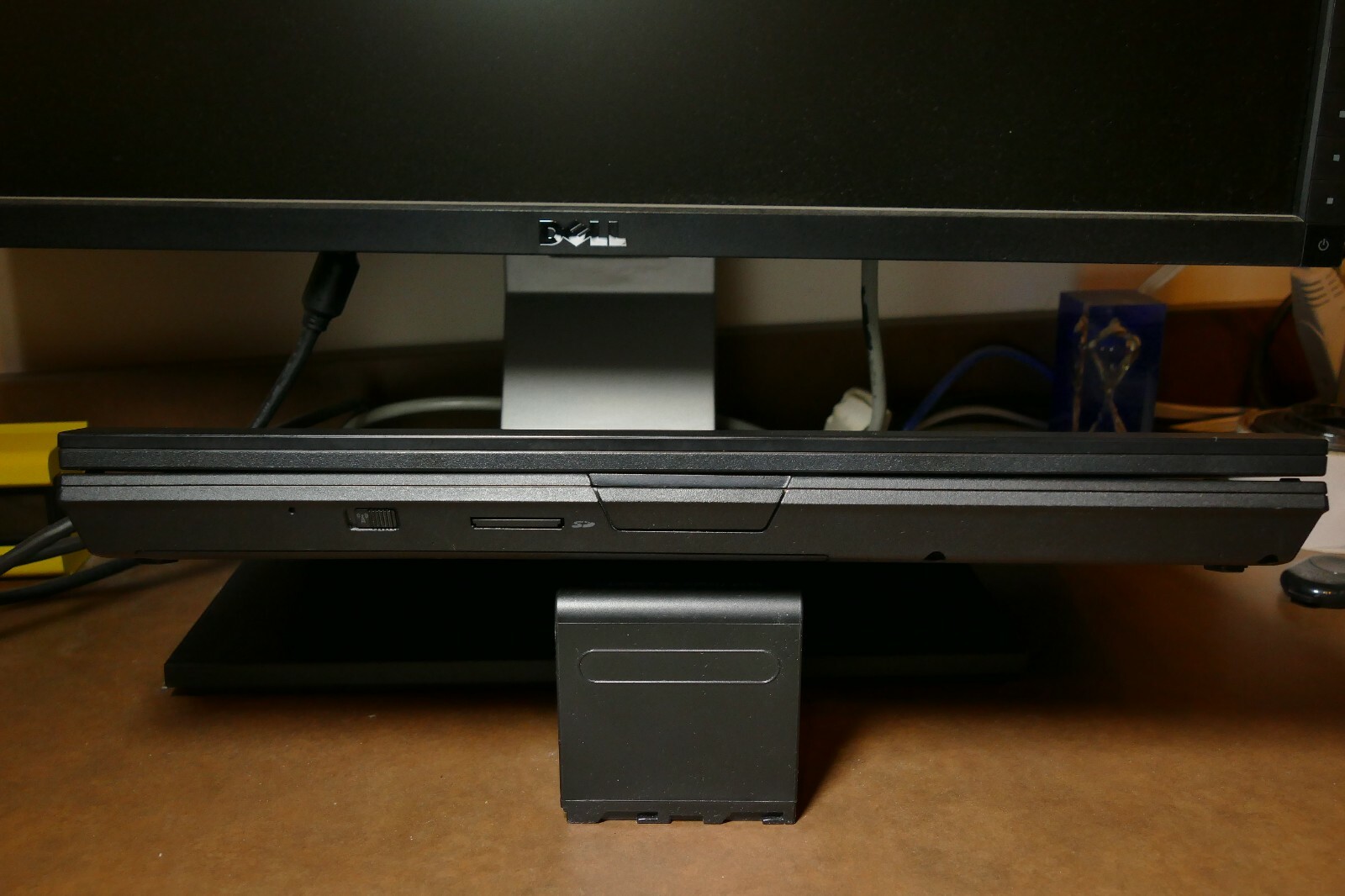 DELL Latitude E5400 2.53GHz, 4GB, 80GB HD, Blue Tooth #GLPXYJ1