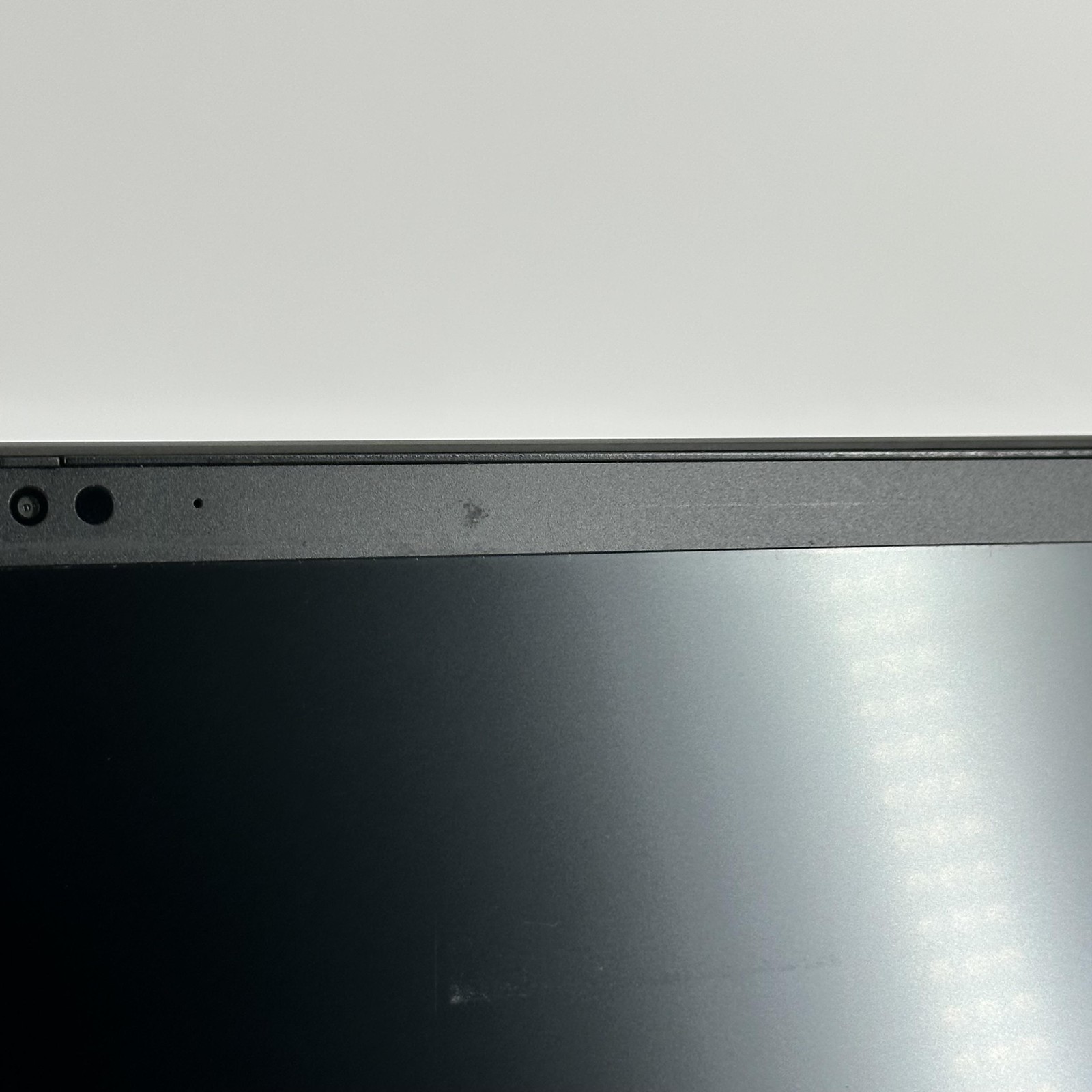 Lenovo ThinkPad P14s Gen 4 FHD+ 1.9 GHz i7-1370P 32GB 512GB SSD RTX A500 Good