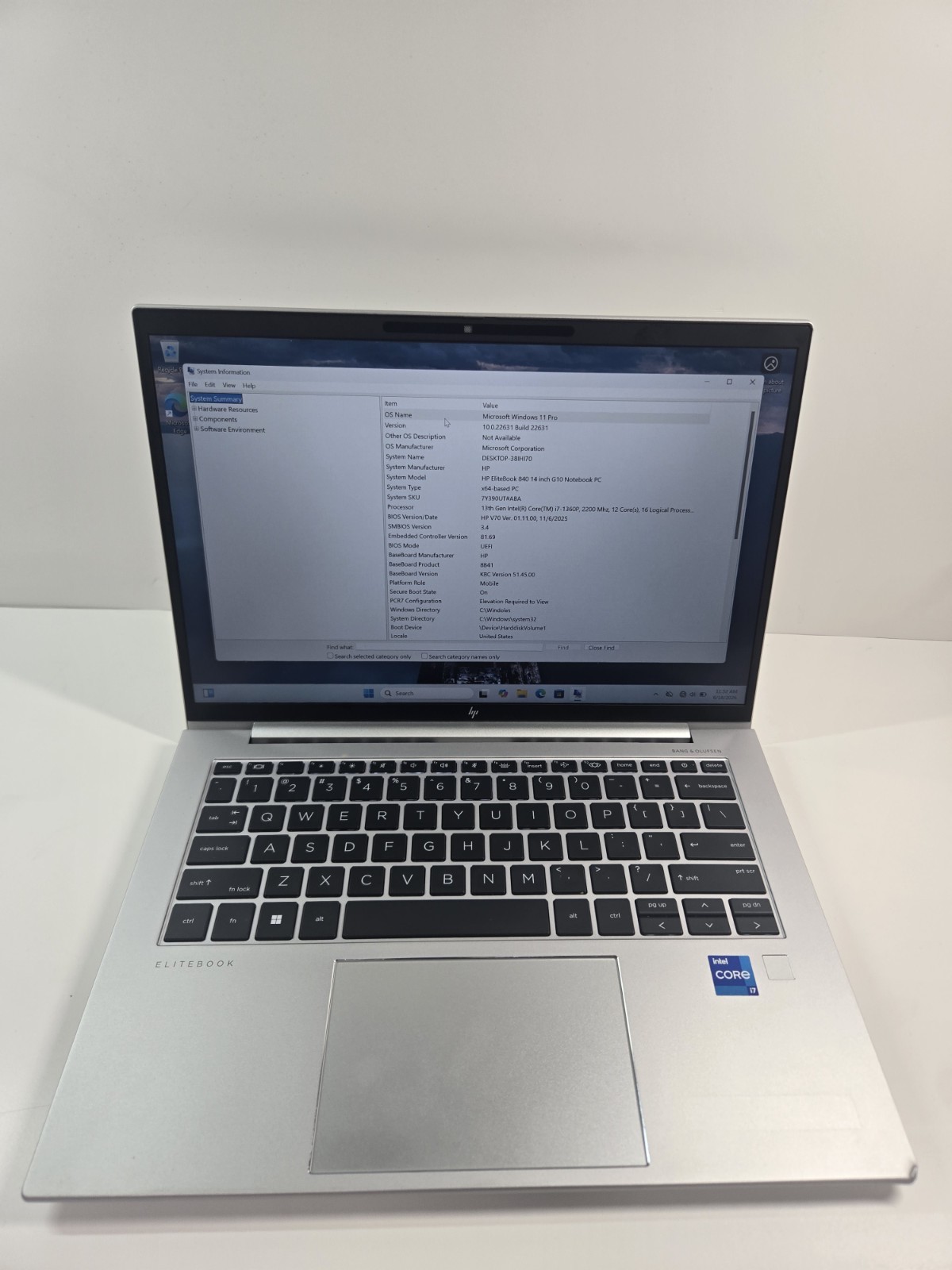 HP EliteBook 840 G10 14″ (512GB SSD, Intel Core i7-1360P, 5.00GHz, 16GB RAM)