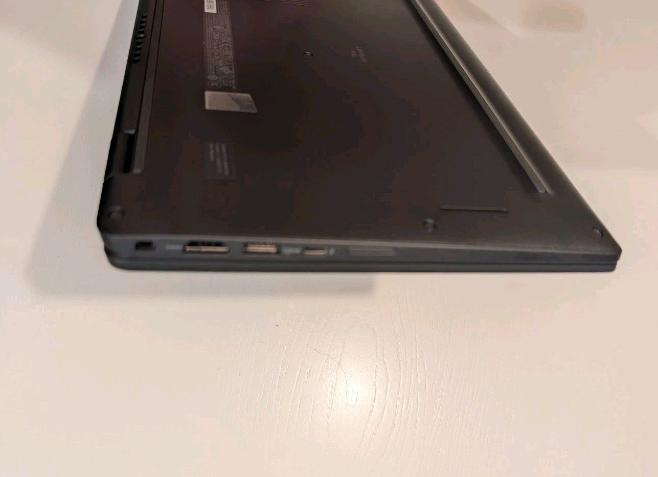 Dell Latitude 7430 14″ Laptop i7-1265U 32GB RAM 512GB Nvme Windows 11 Pro