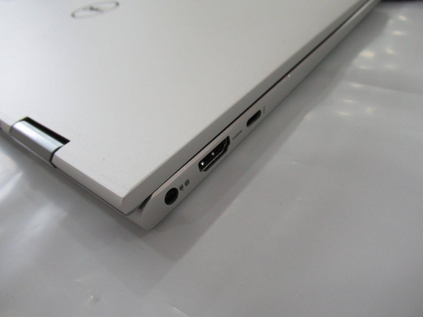 Dell Inspiron 7306 2n1 P124G 13.3″ i5-1135G7 1.3GHz 8GB RAM 128GB SSD