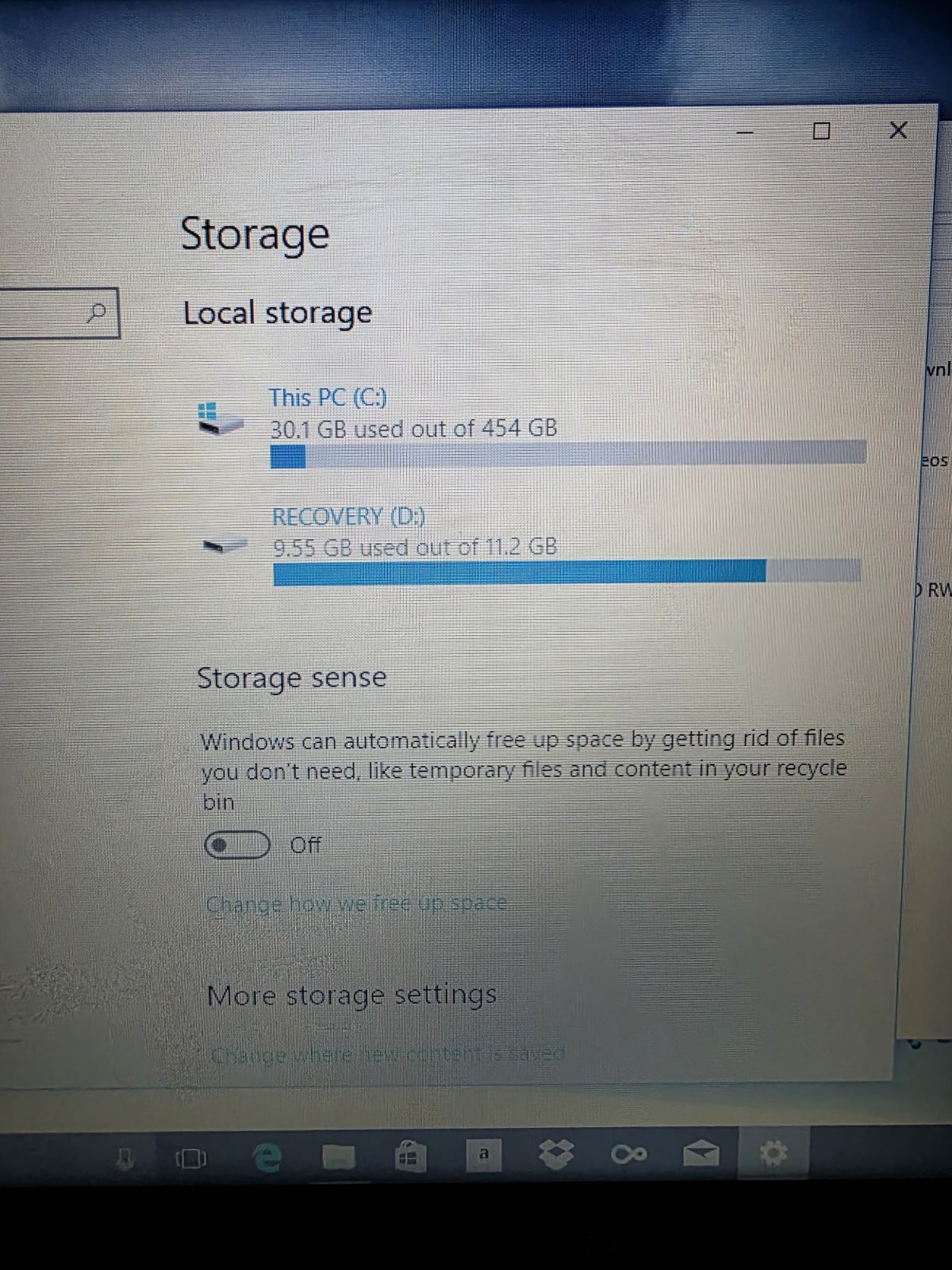 HP 255 G6-AMD A6-9220 RADEON R4, 5 COMPUTE CORES 2C+3G 2.50GH4GB Ram 500GB