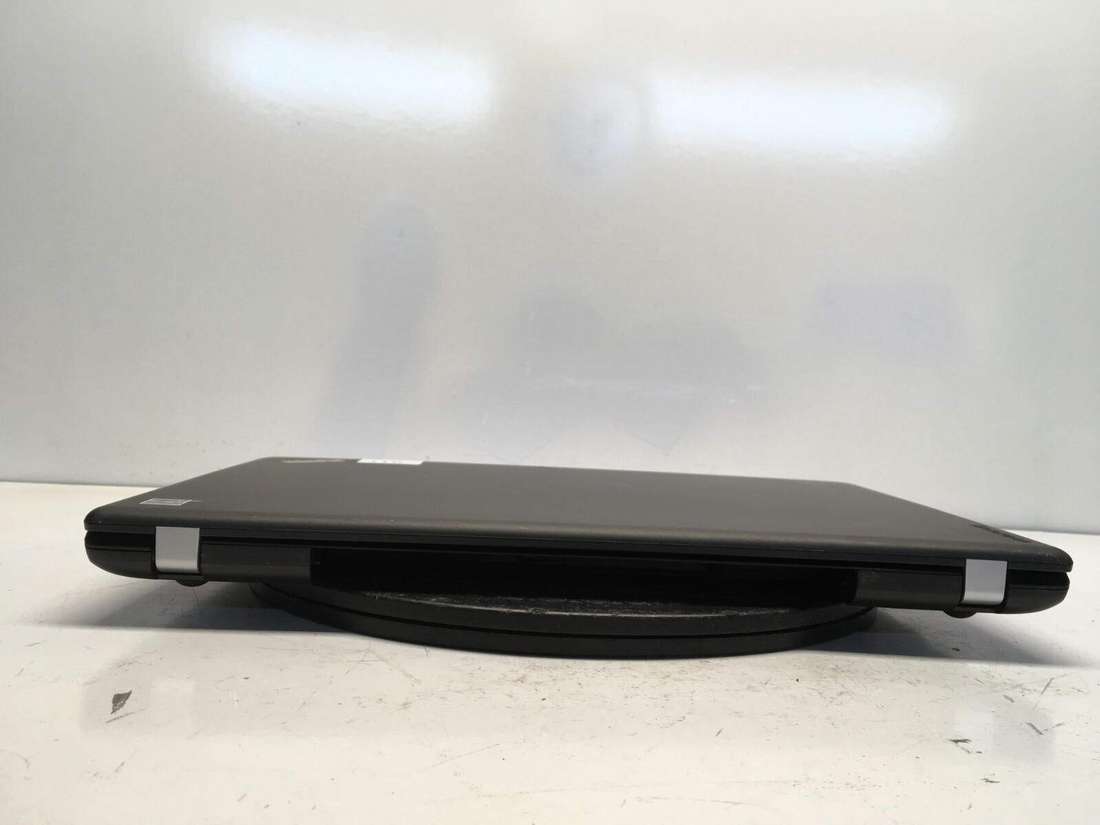 Lenovo ThinkPad E550 Intel i3-4005U 1.7GHz 4 GB NO HDD