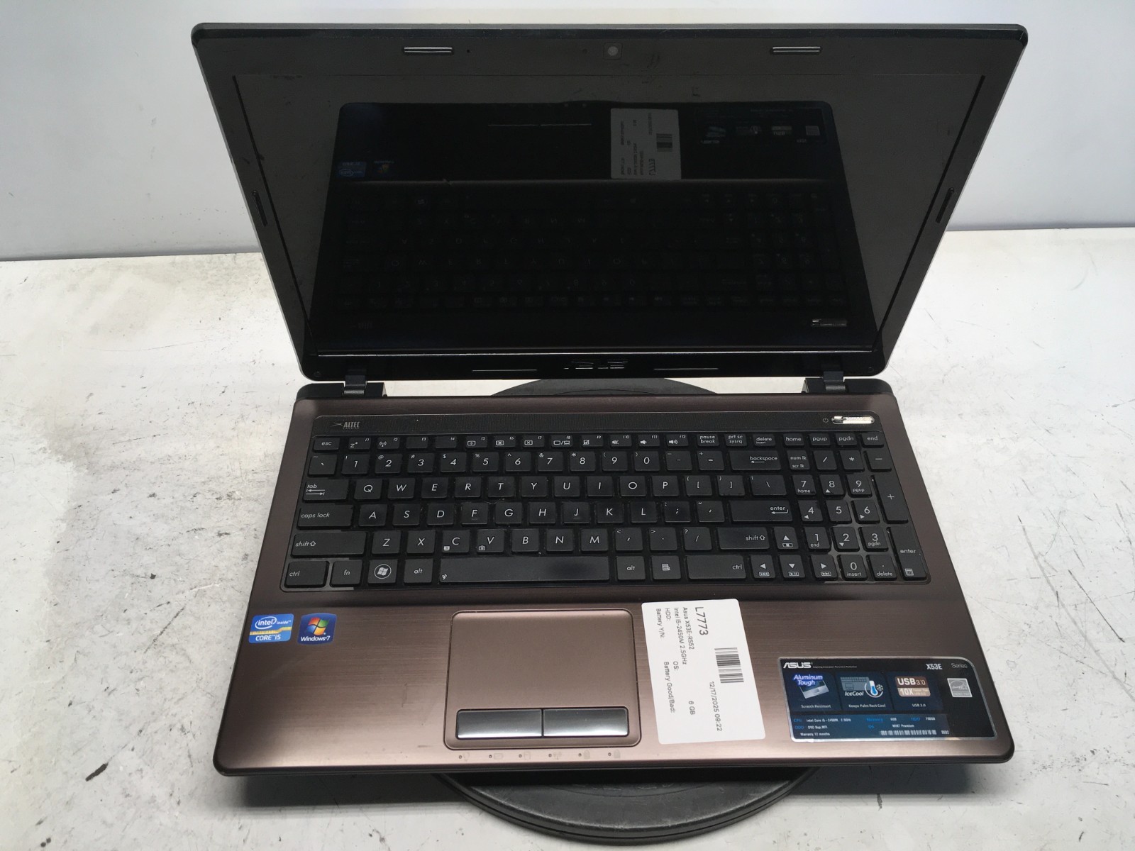 Asus X53E-RS52 Intel i5-2450M 2.5GHz 6 GB NO HDD NO BAT – SCREEN DAMAGE