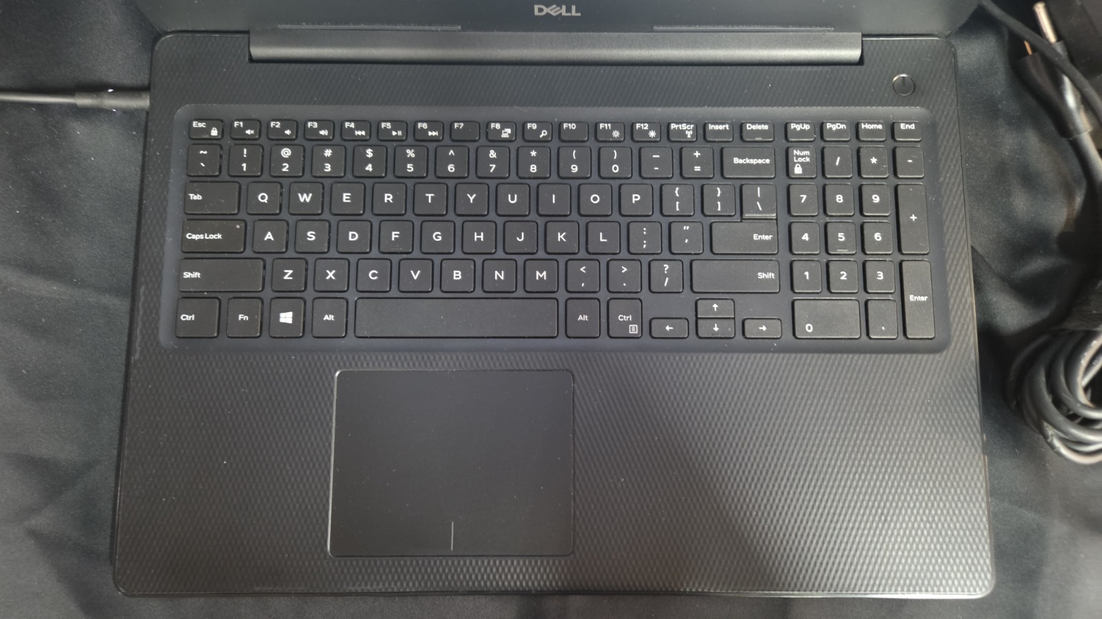 Dell Inspiron 3585 15.5″AMD Ryzen 3 2200U 8GB 256gb SSD win11pro wifi