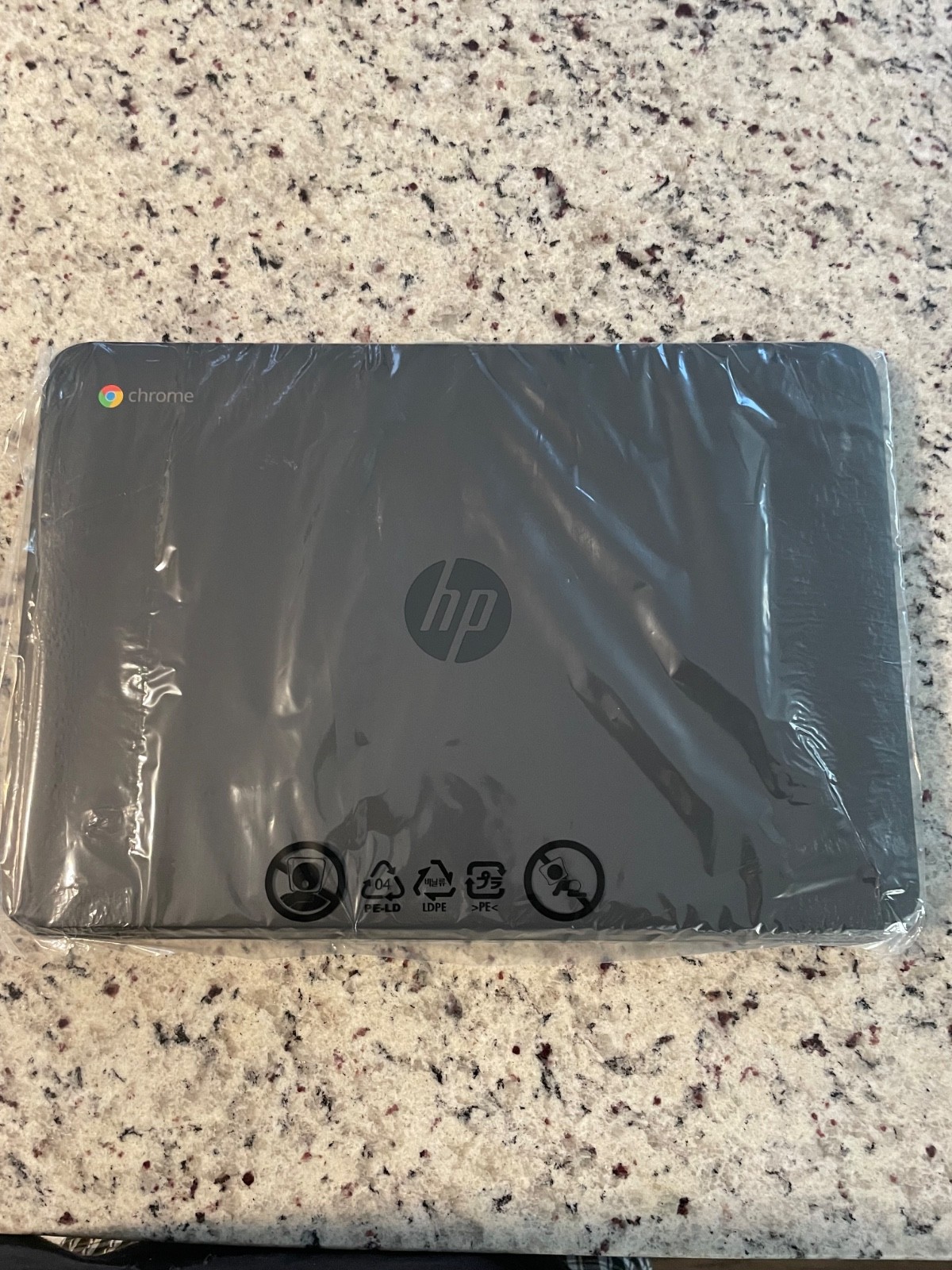 HP Chromebook 14 G4 14 Inches (16GB, Intel Celeron N3350, 1.1GHz, 4GB) Laptop –