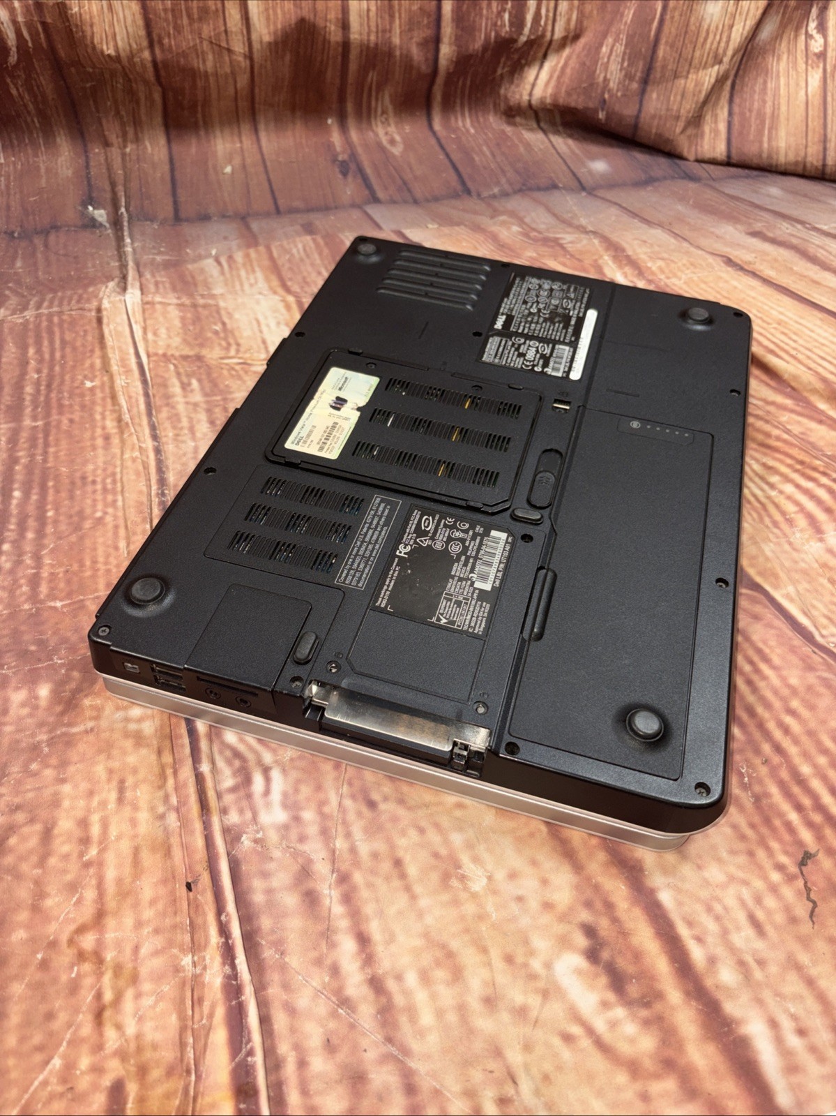 Dell Inspiron E1505 Intel Pentium Dual Core @ 1.60GHz 1GB RAM NO HDD