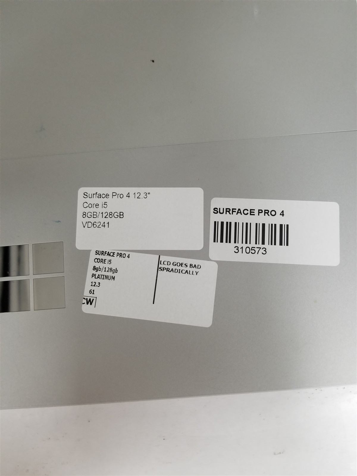 Microsoft Surface Pro 4 Core i5 12.3″ 8GB/128GB Silver See Details VD6241