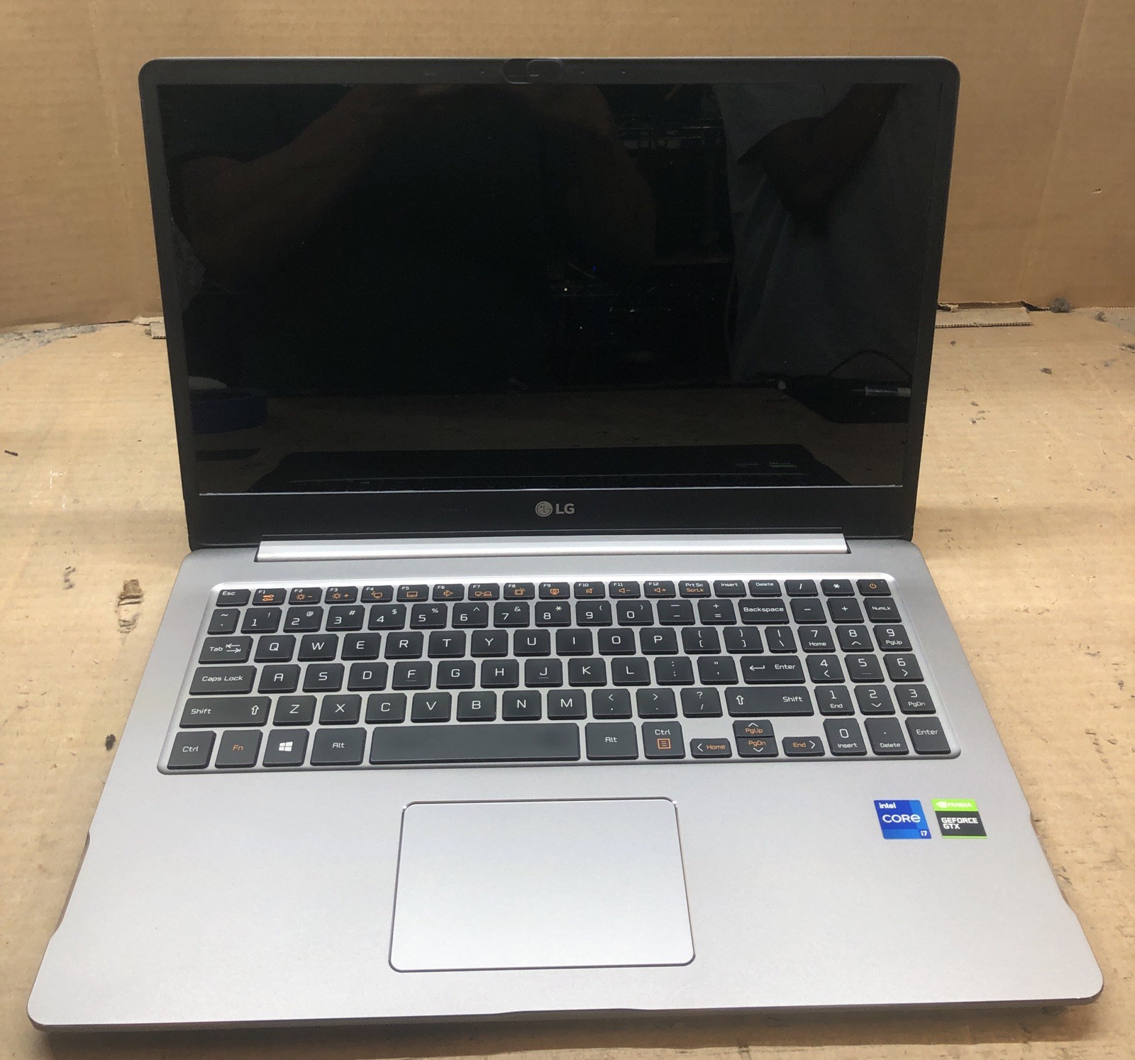LG 15U70P, Intel Core i7-1165G7U ,GTX 1650, 8GB RAM, NO SSD/OS, *PARTS/REPAIR*