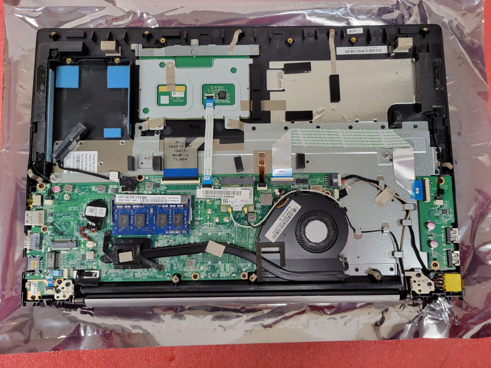 Lenovo IdeaPad U530 i7-4500U 4GB RAM *AS IS/BIOS* (NO HDD/BATT/OS/COVER) | LP505