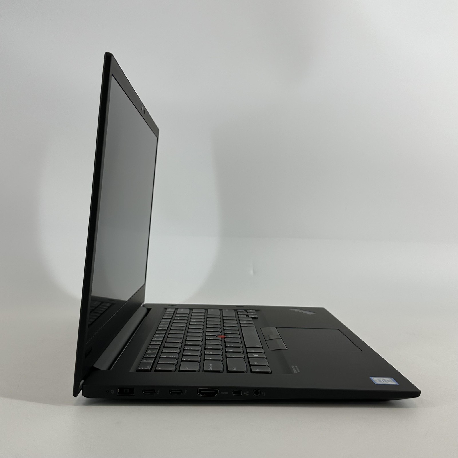 Lenovo ThinkPad P1 Gen 2 15.6 FHD i9-9880H 2.30GHz 16GB 512GB SSD Quadro T2000