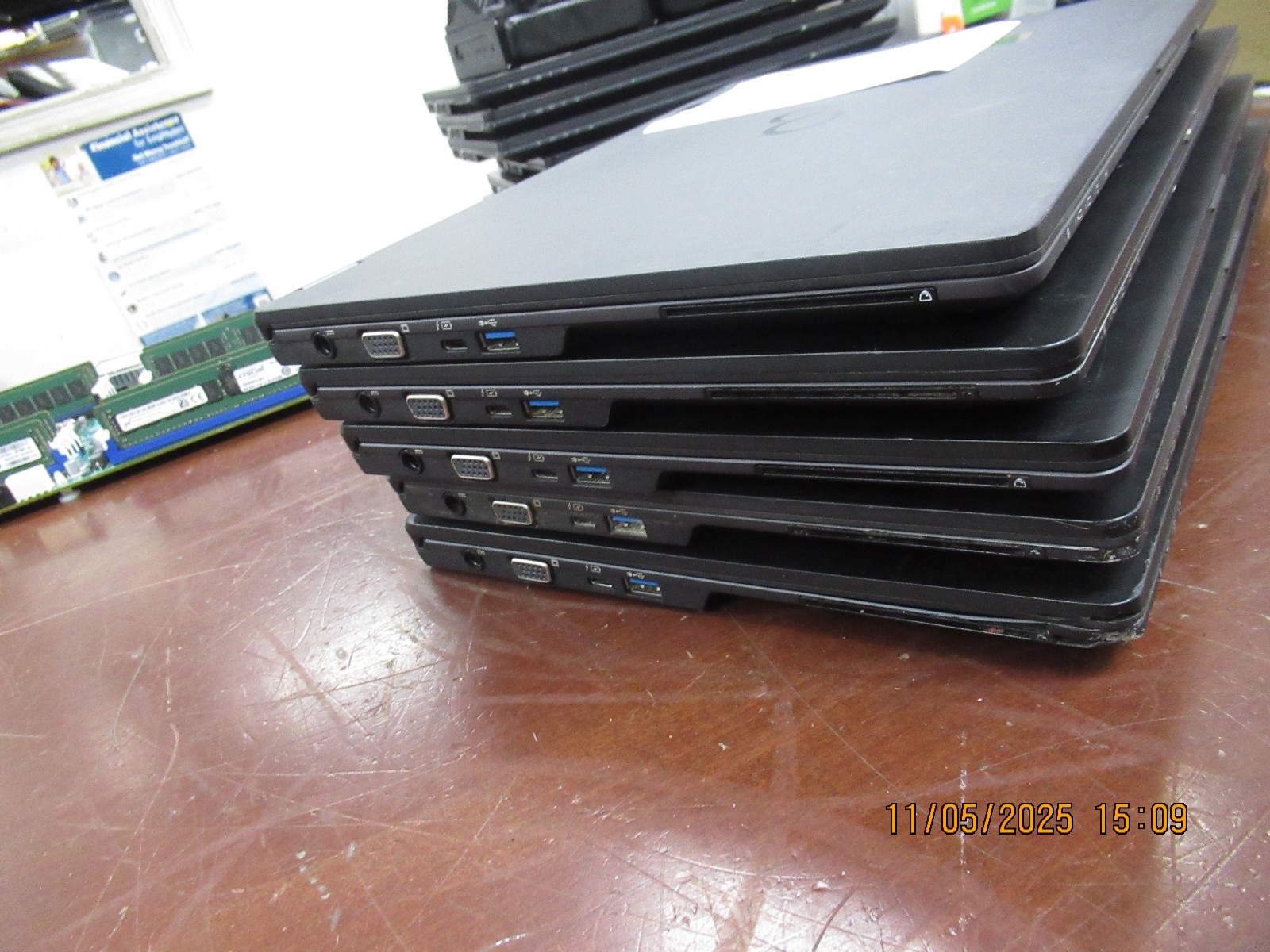Lot of 5 Fujitsu Lifebook U749 i7 8665U 1.90GHz Laptop [NO RAM/HDD/OS/AC]
