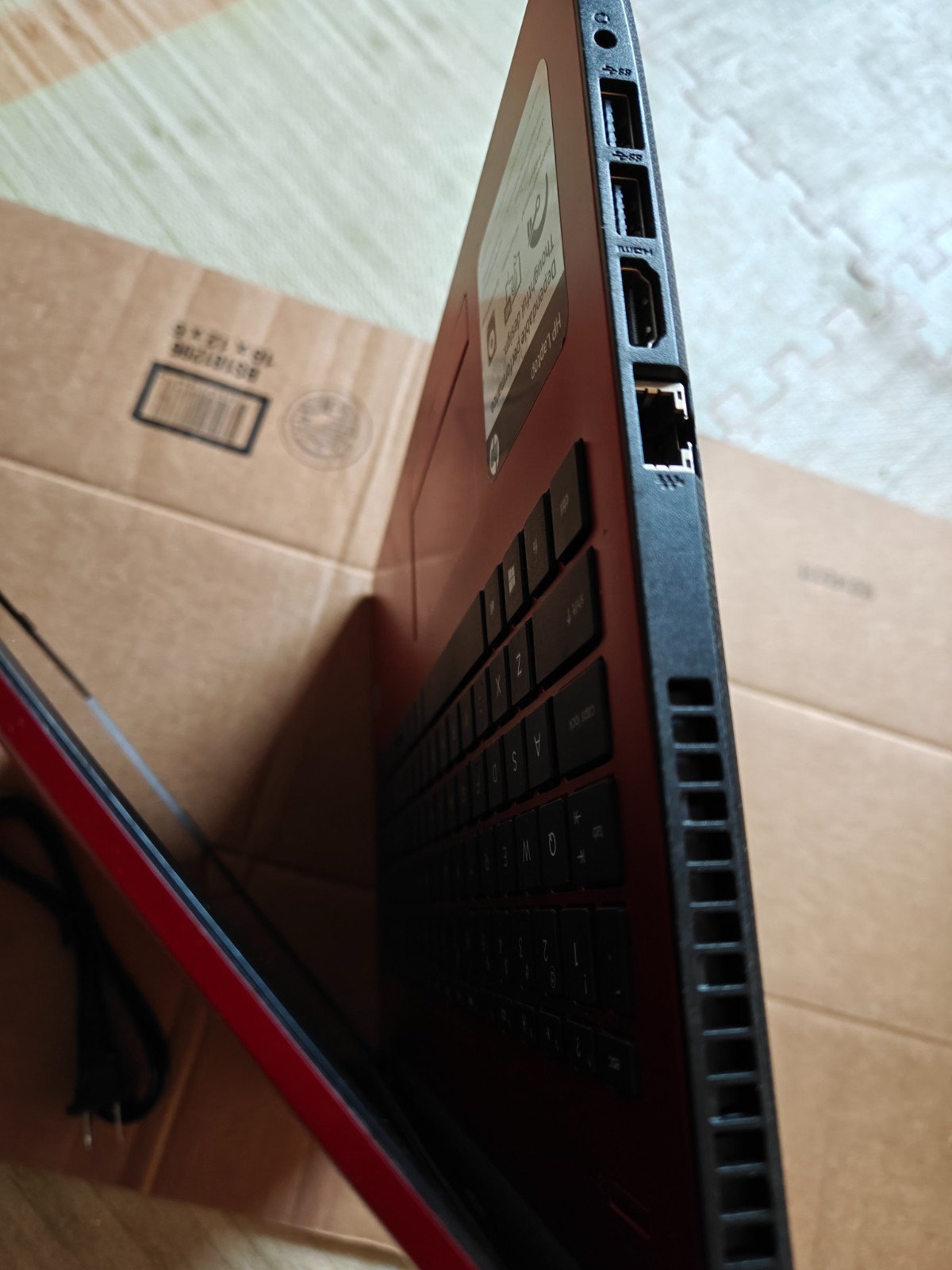 HP 15-bs244wm 15.6″ touchscreen 4gb DDR4 500gb HDD good battery with charger