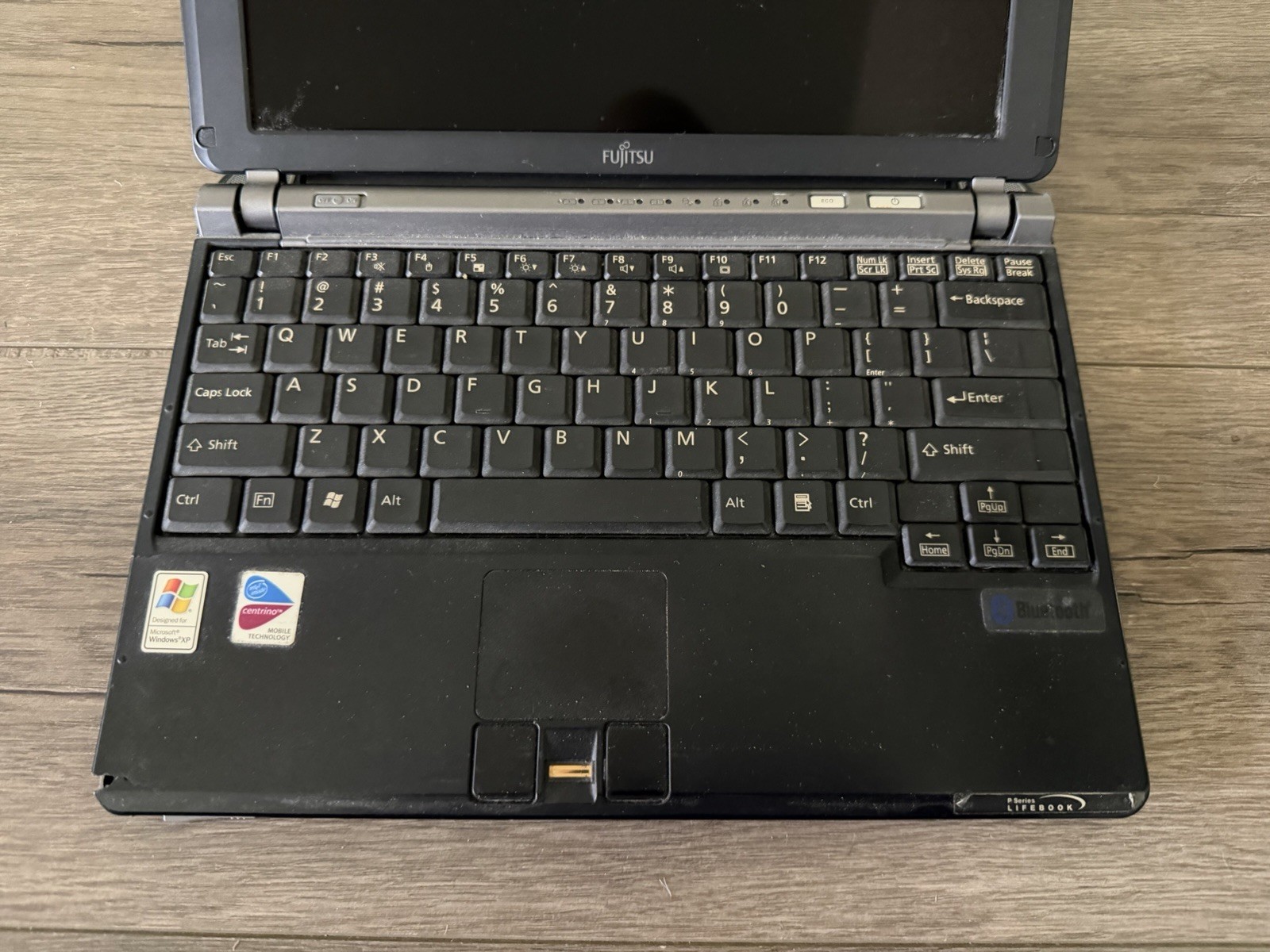 Vintage Fujitsu Lifebook Model P7120 PC Computer Laptop/Notebook w/Windows XP