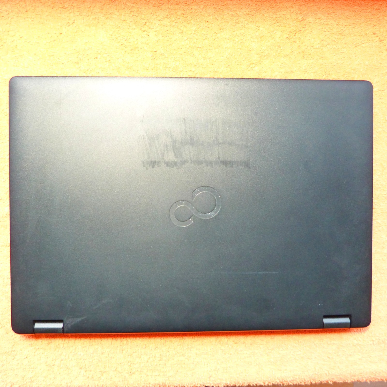 XXL LOT Fujitsu E548 14″ FULLHD l SSD Windows 11 PRO l HDMI USBC Netbook