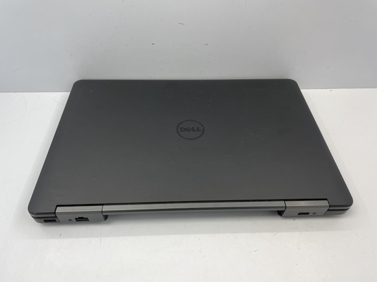 DELL LATITUDE E5540 Laptop w/ Intel Core i5-4300U 1.90 GHZ + 16 GB No HD/Battery