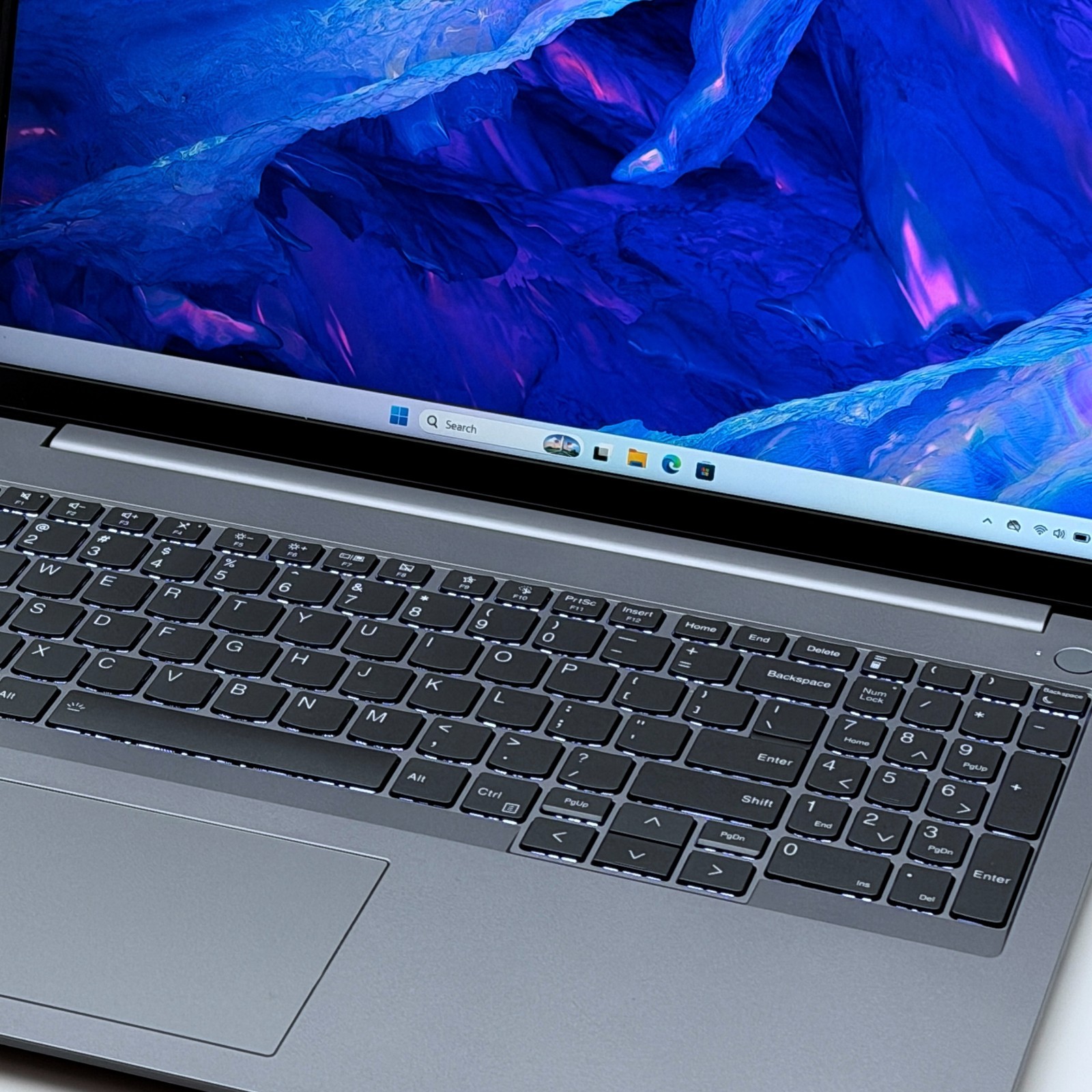 Lenovo Laptop – i7-13700H – 1TB SSD – Lenovo Warranty Till 2027 – 97% Battery!