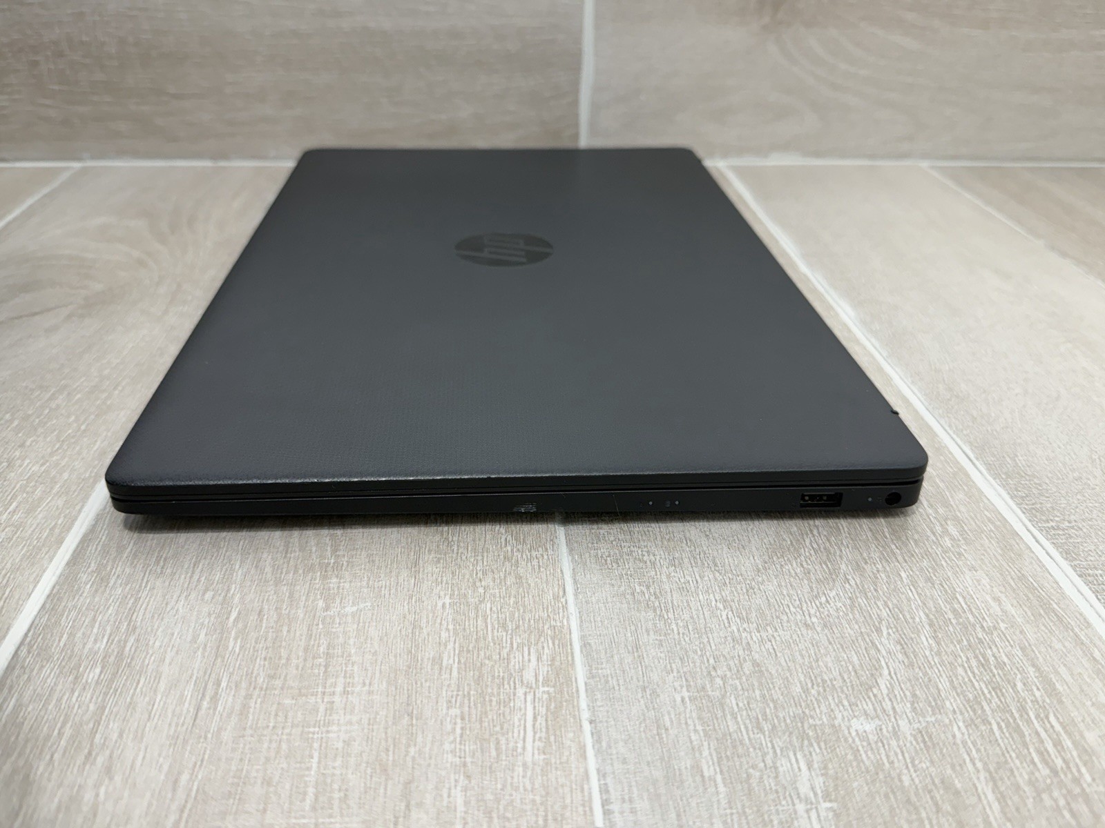 HP 17-CP3047NR 17.2″ Laptop AMD Ryzen 7 7730U 16GB RAM 512GB NVMe SSD Win-11