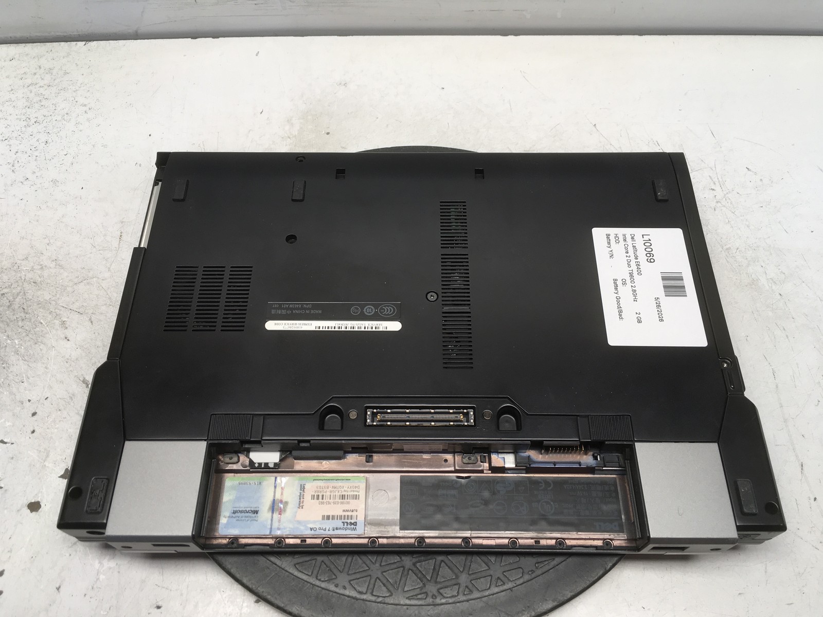 Dell Latitude E6400 Intel Core 2 Duo T9600 2.8GHz 2 GB NO HDD No Batt