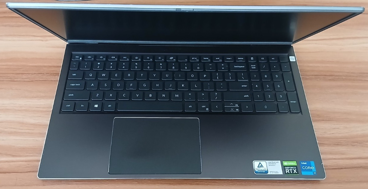 DELL VOSTRO 15 7510 i7-11800H RXT 3050 15.6″ FHD 8/512***READ